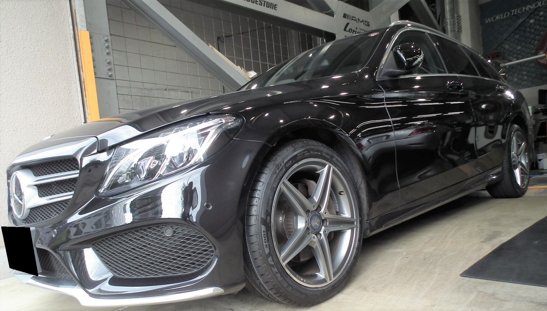 本日の作業紹介 【 メルセデス・ベンツ Cクラス モデル W205 タイヤ