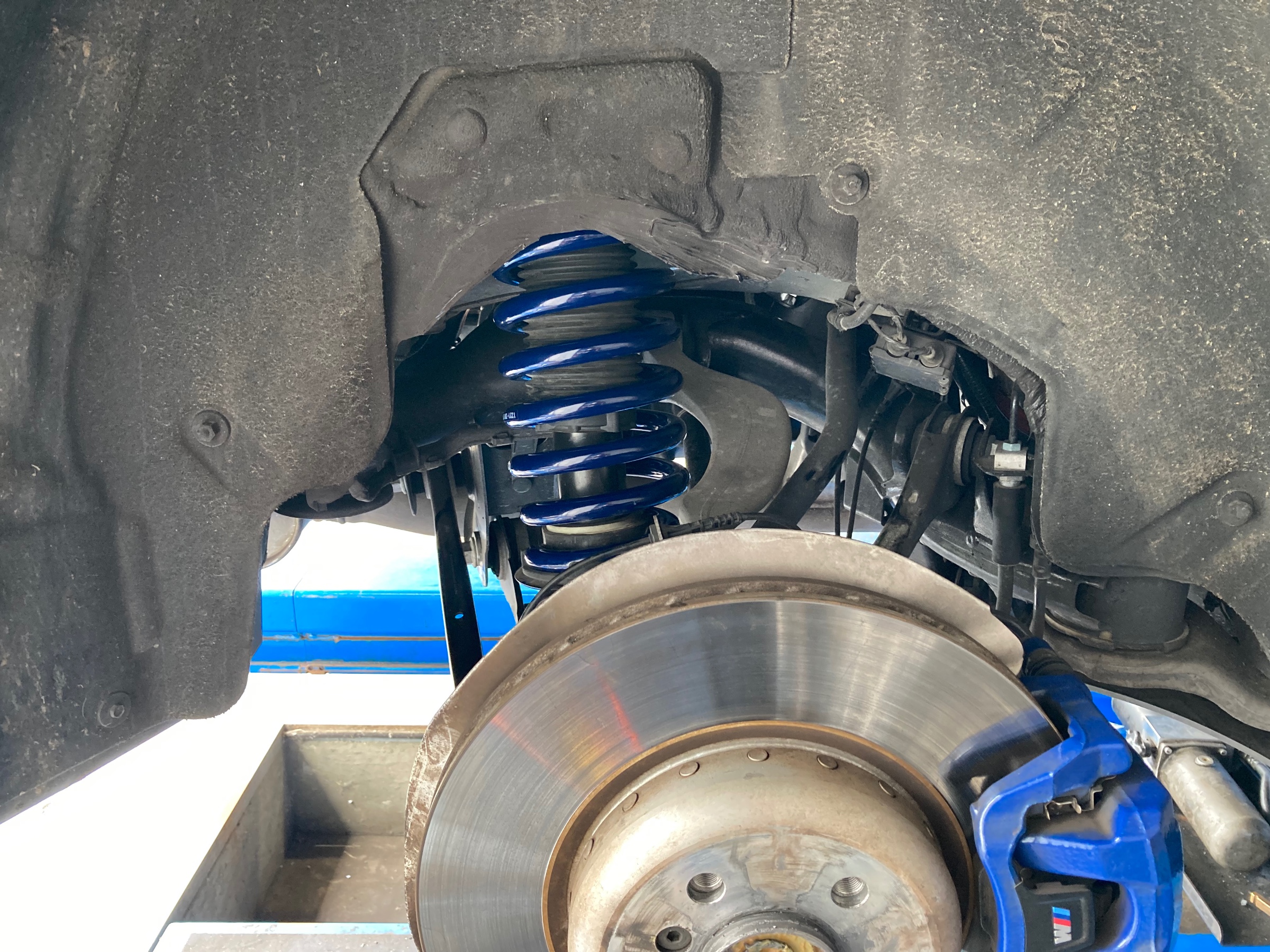 X3 M40d」×「3DDesign Spring」！ | BMW X3 足まわり