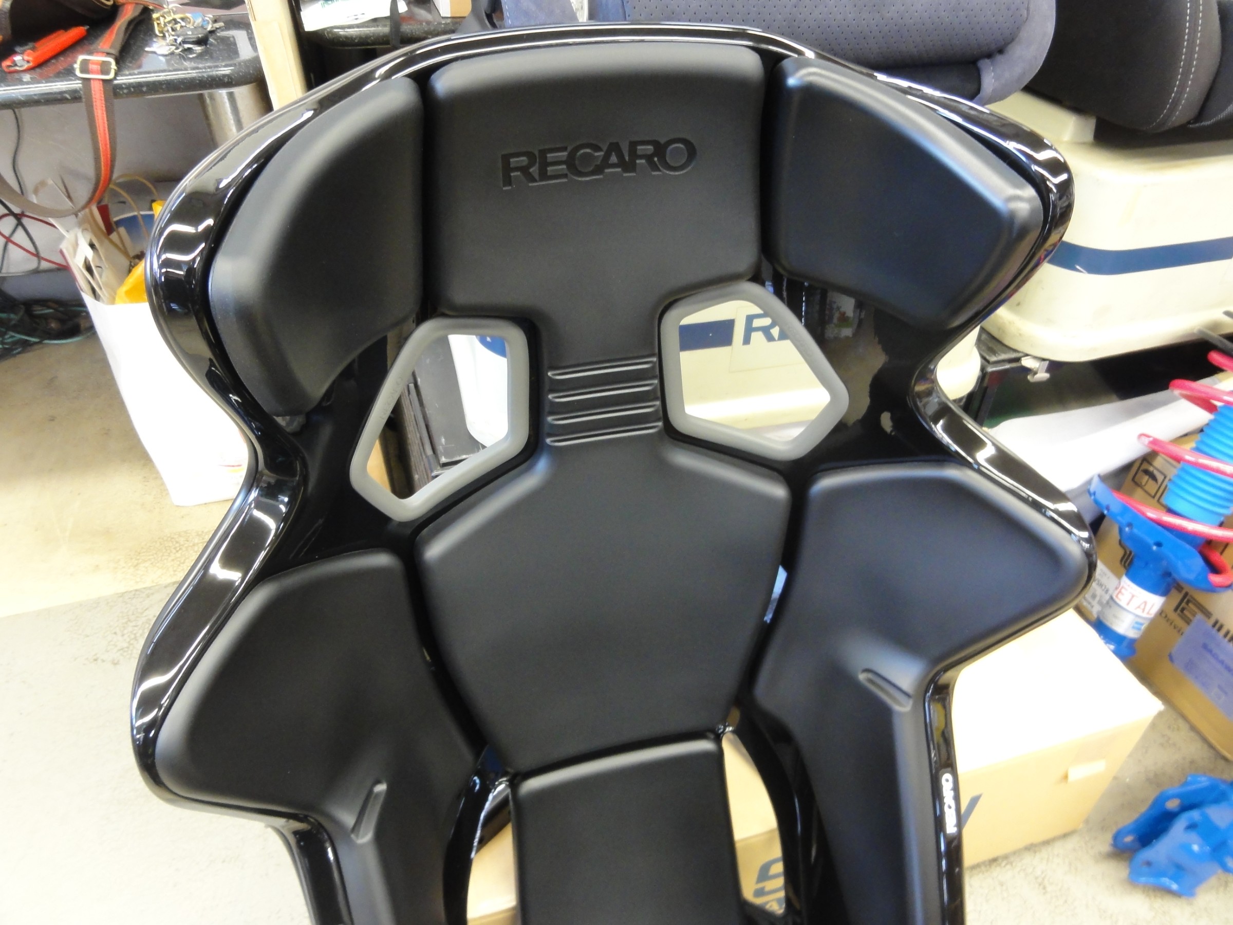 スイフトスポーツ（ZC32S）レカロ製モータースポーツシャルシート