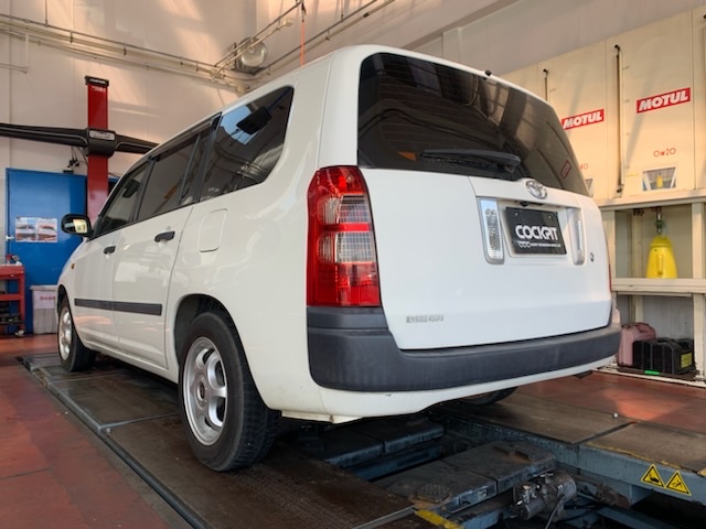 ◇ TOYOTA SUCCEED [NCP51] 用品取付 ナルディクラシックステアリング