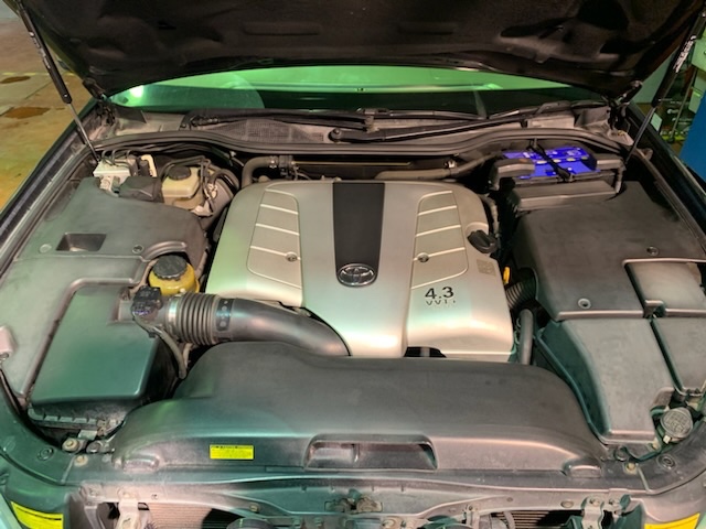 ◇TOYOTA CELSIOR [UCF30] メンテナンス作業 ファンベルト交換