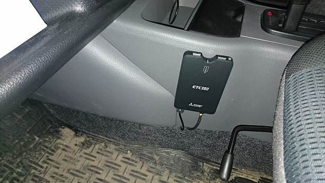 Etc取り付け Av カーナビ ドライブレコーダー Etc Etc取付 セットアップ スタッフ日記 コクピット 107 車のカスタマイズにかかわるスタッフより