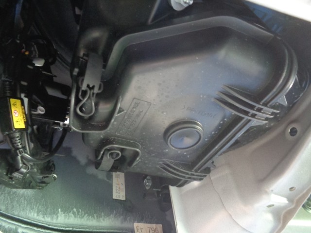 ハイエース エアクリーナー(ディーゼル用) フィルター パイプのセット 未使用 ハイエース ディーゼル用 エアクリーナー トヨタ 200系 純正タイプ