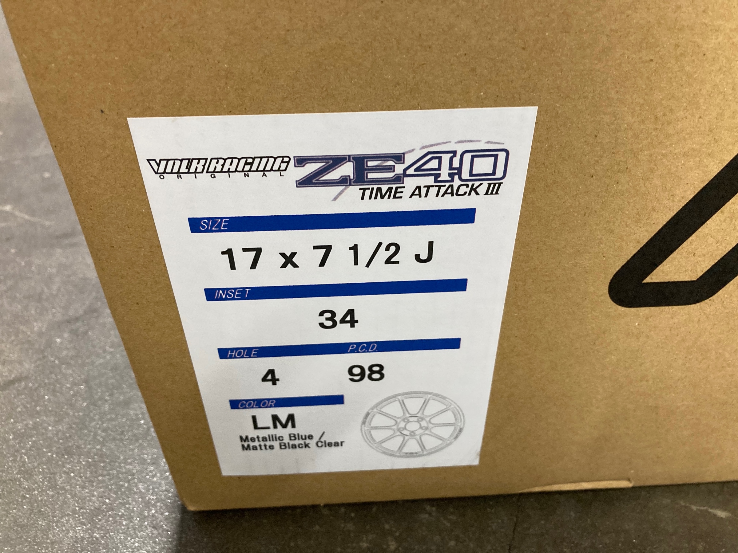 真冬ですが春に向けてのご準備も☆「VOLK RACING ZE40 TIMEATTACK Ⅲ