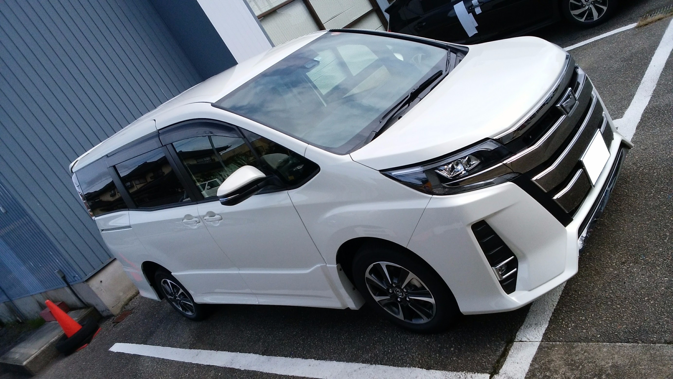 ALPINE 11インチナビ EX11Z-NO その他取り付け ＠ トヨタ ノア