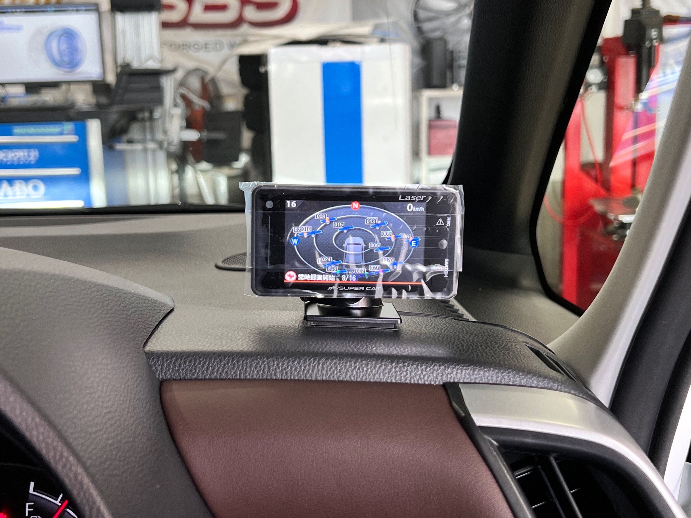 90ノア Yupiteru指定店モデル Z840DR 取付。 | スタッフ日記