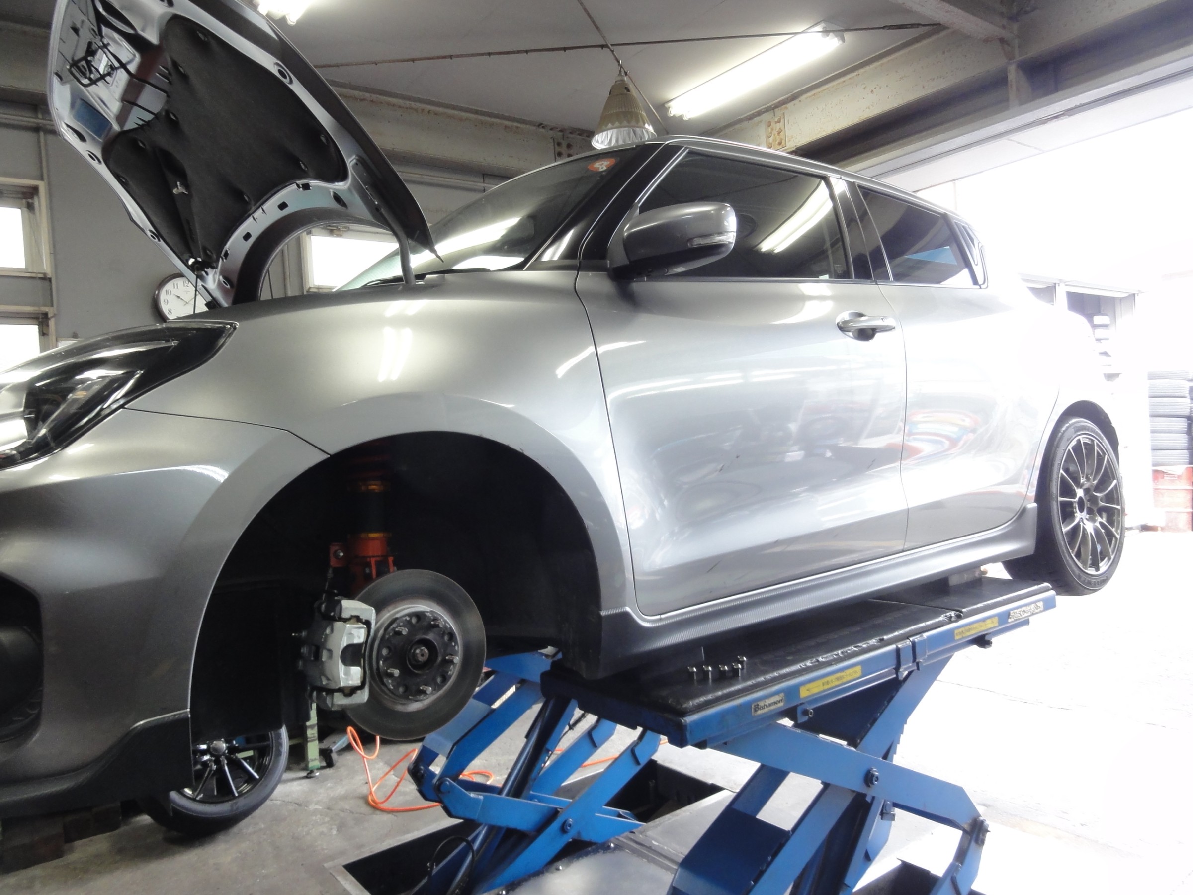 スイフトスポーツ（ZC33S）アールズ製ステンメッシュブレーキ