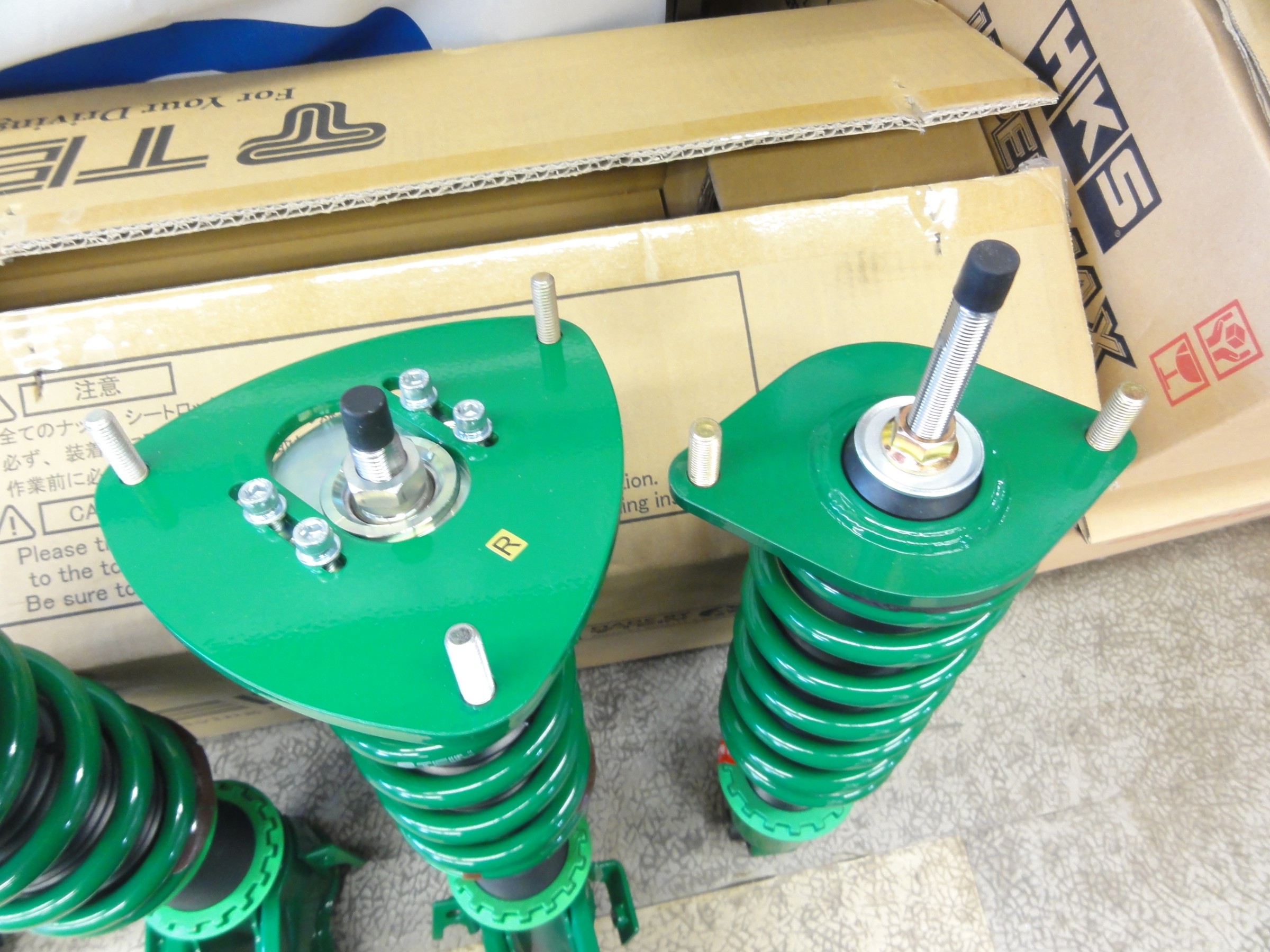 インプレッサ WRX STI（GVF）テイン製車高調「FLEXｰZ」装着