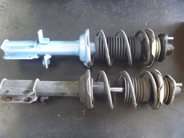 最近 流行ってる 復活祭 スバル ヴィヴィオ 足まわり サスペンション ブレーキ 足まわり サスペンション ブレーキ サスペンションパーツ関連取付 アフターパーツ取り付け事例 コクピット 麻生 お店の得意技紹介