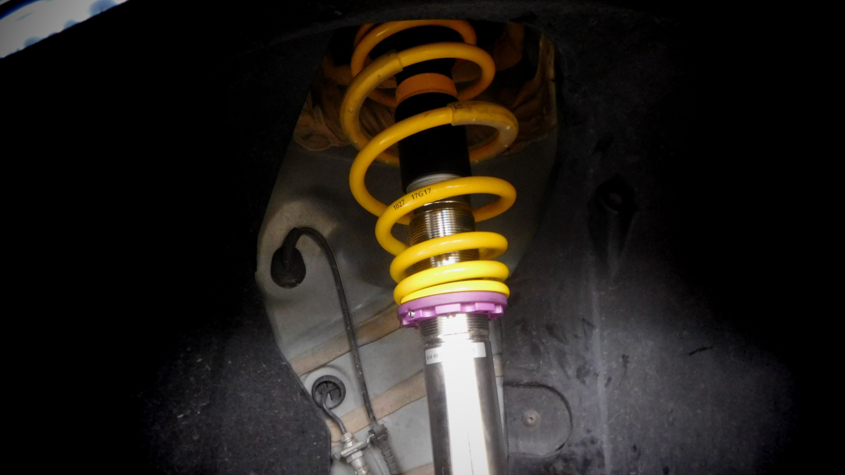 Kw カーヴェー Version 1 取付 足回り 1g 締め付け作業 Vw The Beetle フォルクスワーゲン 足まわり サスペンション ブレーキ 足まわり サスペンション ブレーキ サスペンションパーツ関連取付 Feel Book スタイルコクピット フィール 車の