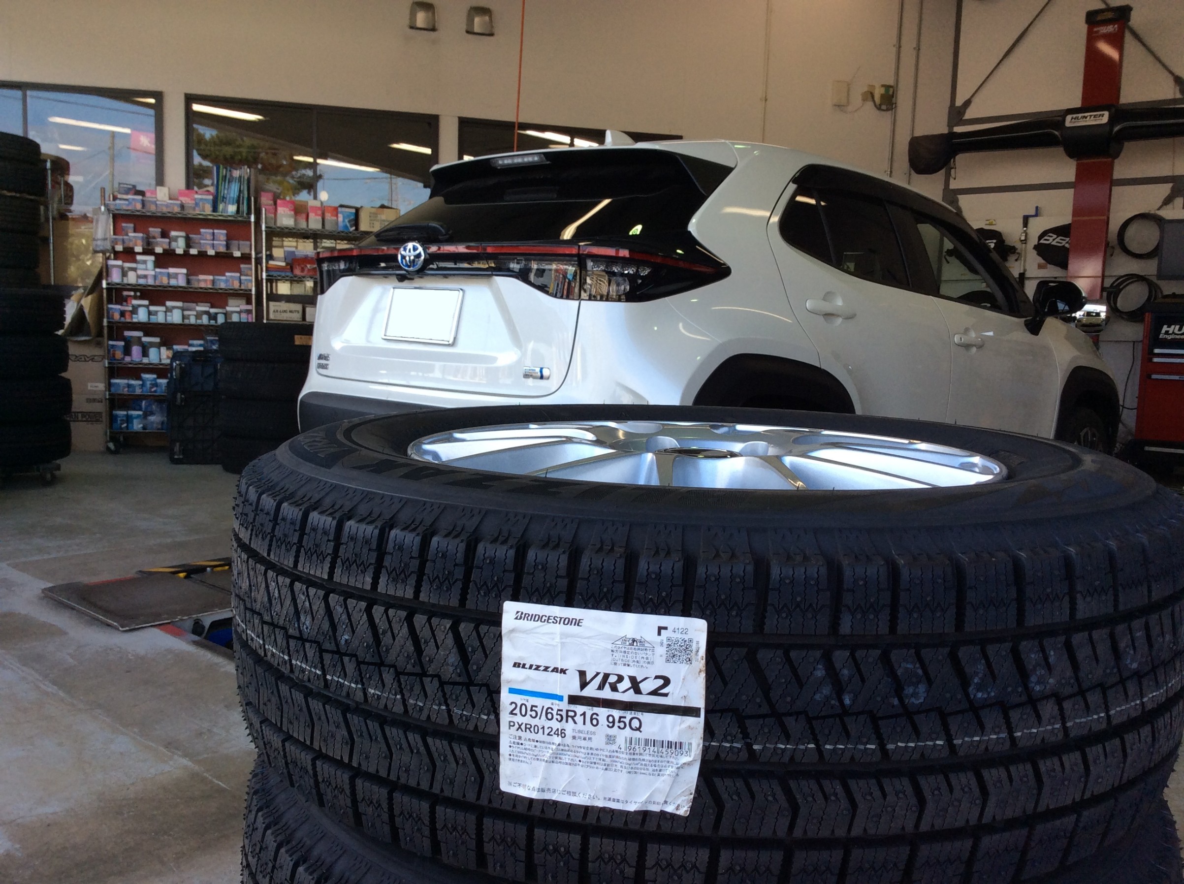 スタッドレスタイヤに交換します！ | スタッフ日記 | コクピット 名取