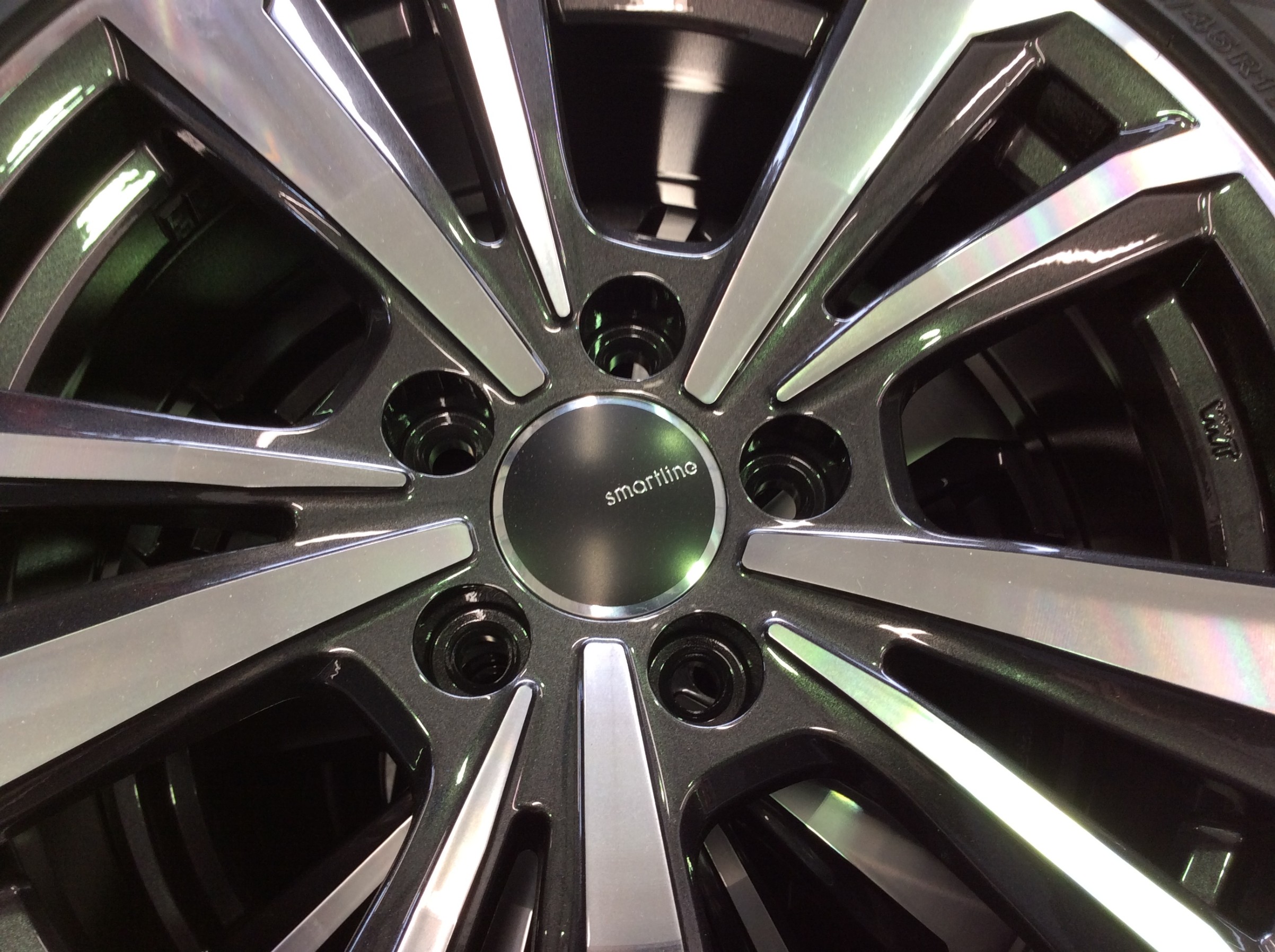 スタッドレスタイヤに交換します！ | スタッフ日記 | コクピット 名取