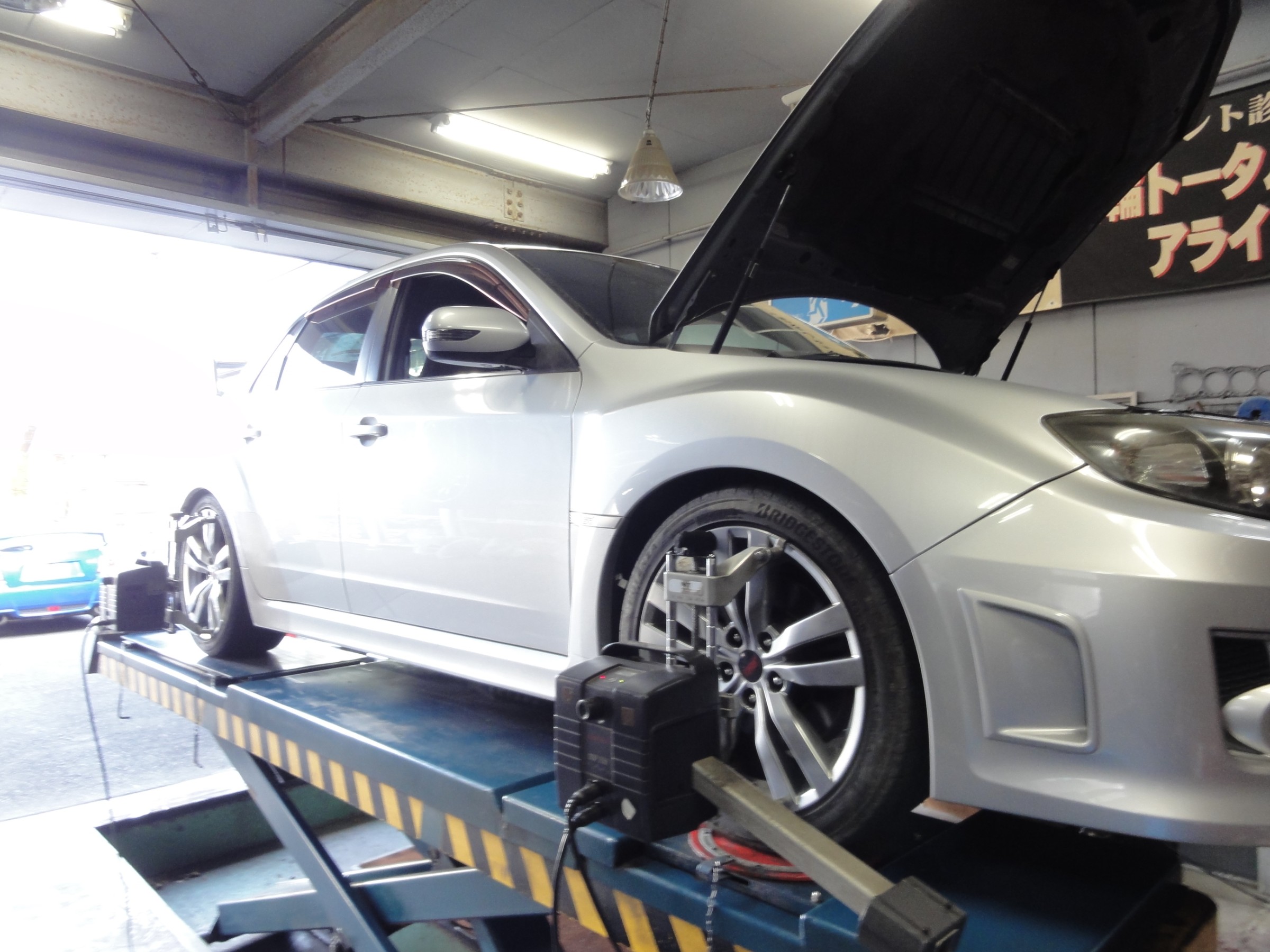 インプレッサ WRX STI（GVF）テイン製車高調「FLEXｰZ」装着