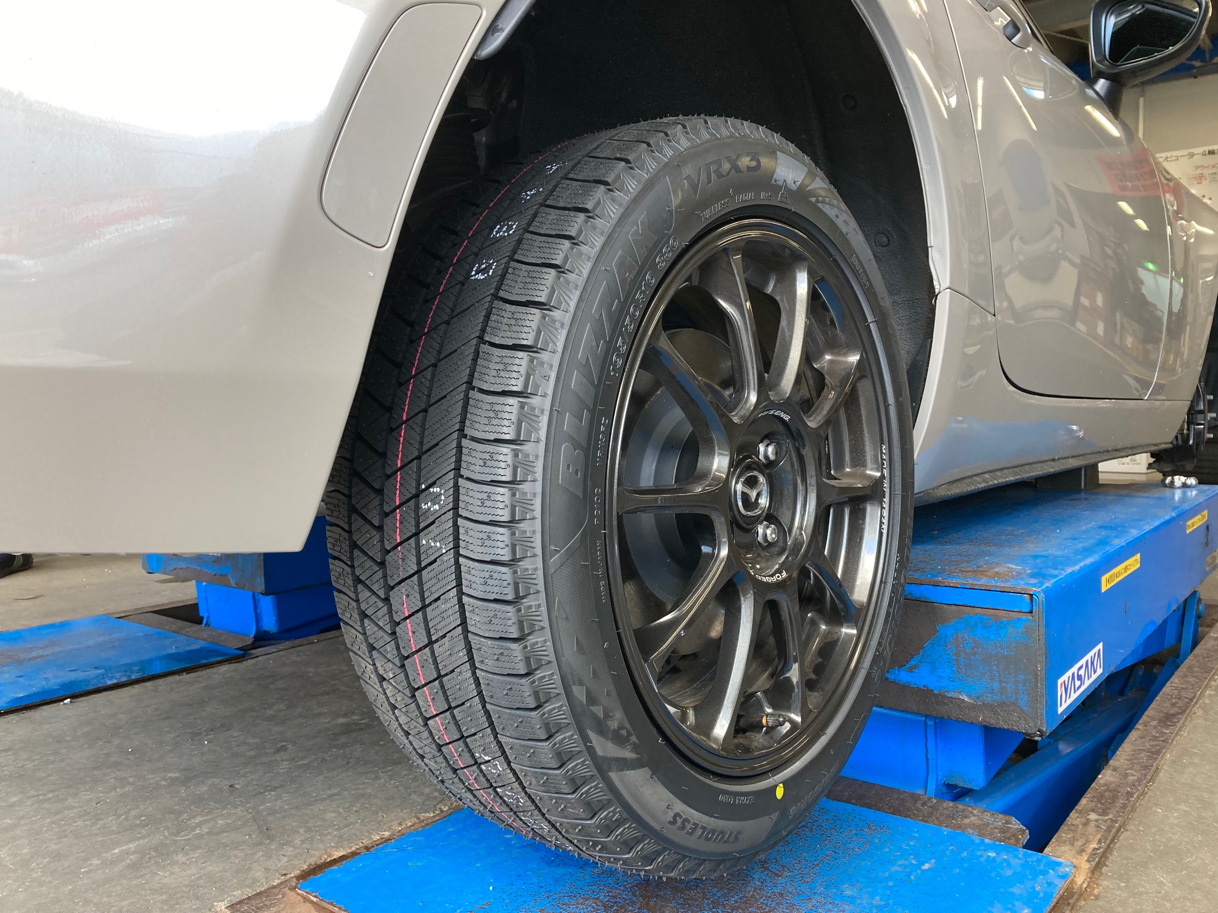 ND ROADSTER】続けてご入庫です☆ | マツダ ロードスター タイヤ