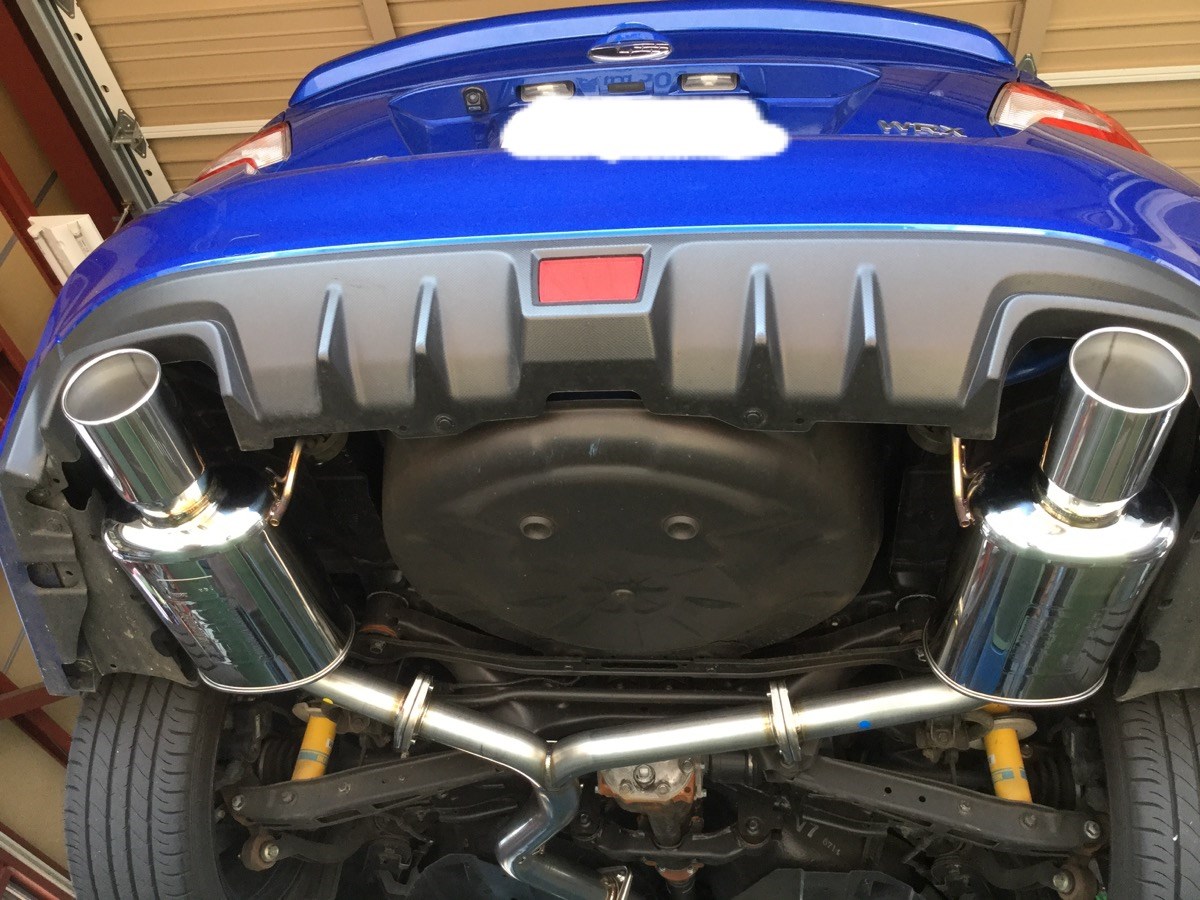 Wrx S4 マフラー交換 スバル Wrx S4 スタッフ日記 コクピットロフト 長岡川崎店 車のカスタマイズにかかわるスタッフより