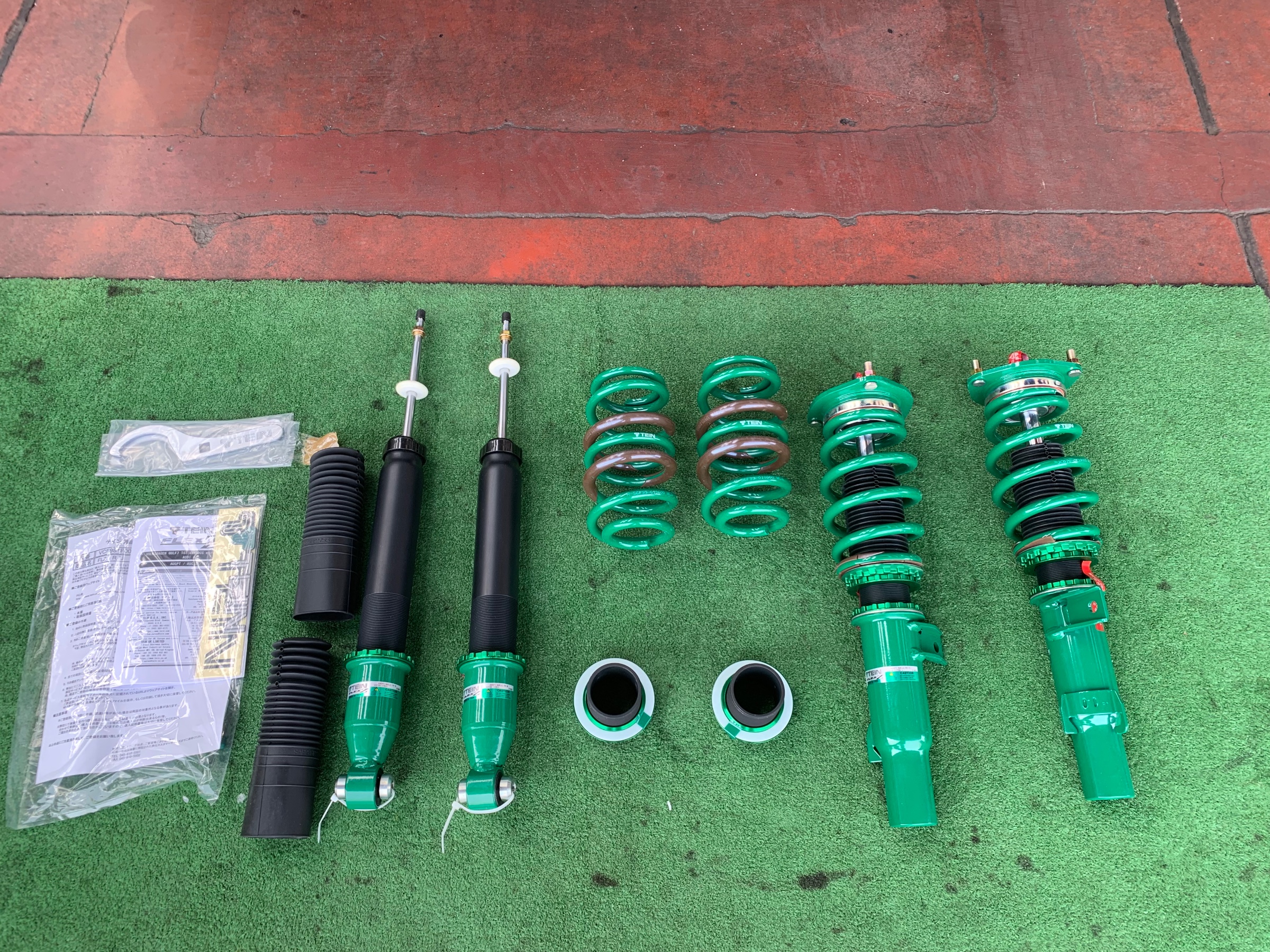 ゴルフ7 TEIN 車高調 フレックスZ 取り付け | フォルクスワーゲン