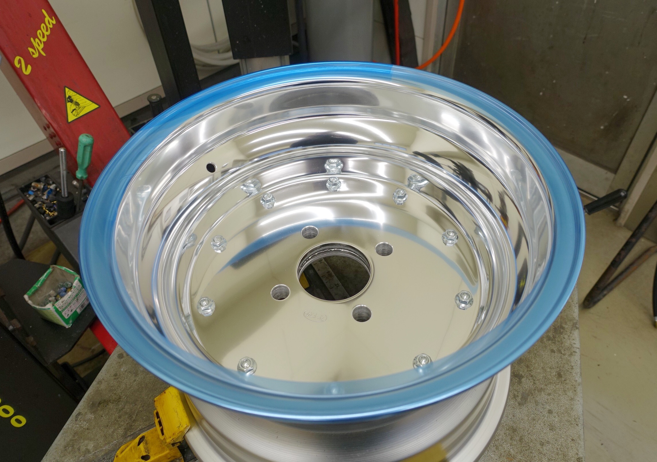 タイヤ　ガラステーブル　スピードスター 51HpeeY9StL._UF350,350_QL50_.jpg