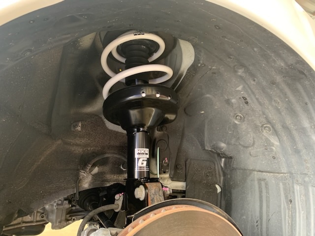 『 律くん』WRX S4用 HKSハイパーマックスG サスペンションキット WRX S4 足回り交換 《 VAG × HKS HIPERMAX G 純正形状 》上質な