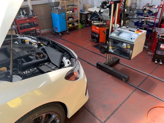 ◇SUBARU WRX S4 [VAG] 用品取付 HKS HYPER MAX G