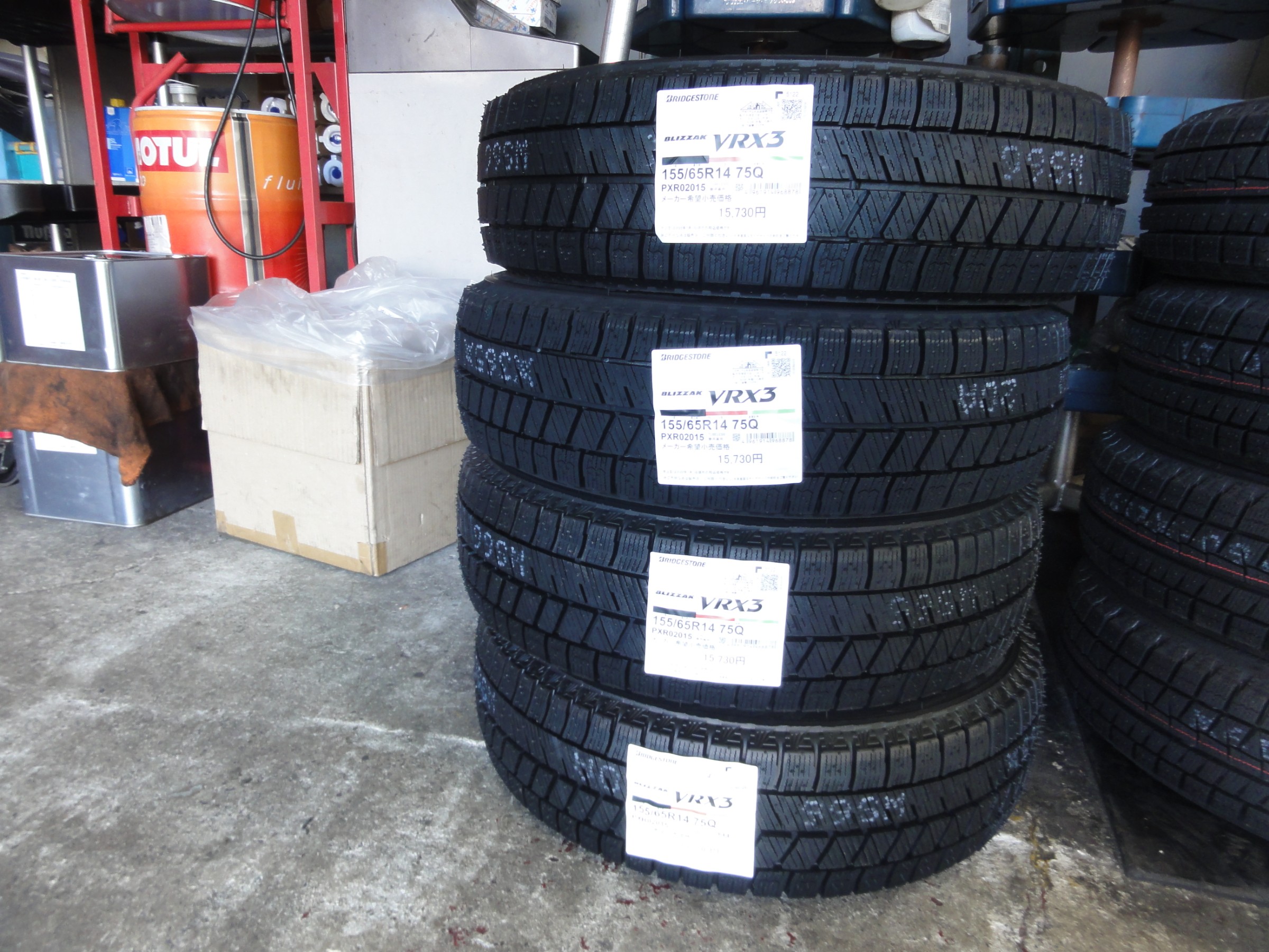 ムーヴ キャンバス ブリヂストンのスタッドレスタイヤ「ブリザック