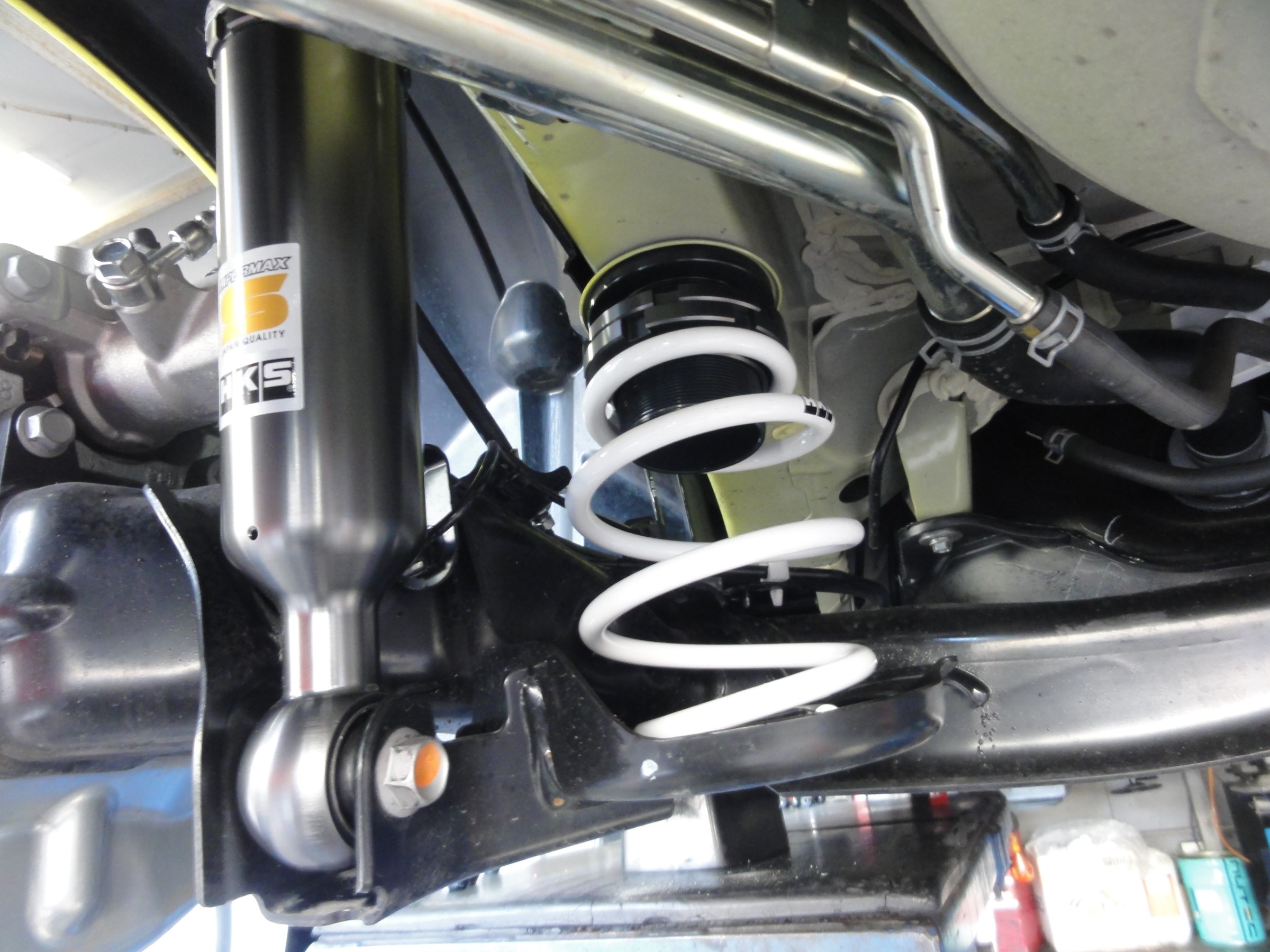 スイフトスポーツ（ZC33S）HKS製車高調「ハイパーマックスS」装着