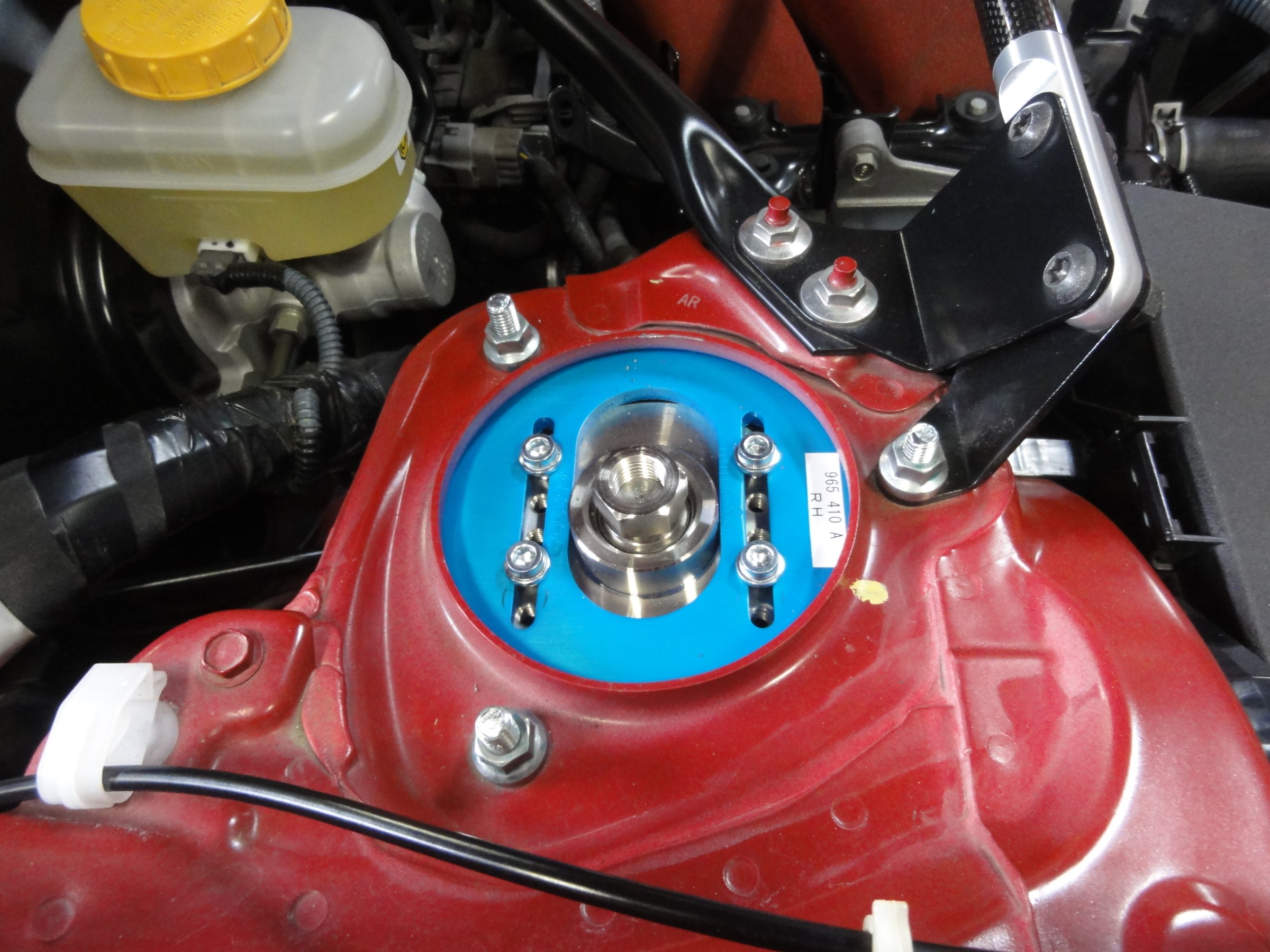 86（ZN6）エナペタル製当店オリジナル車高調（E12）装着＆アライメント