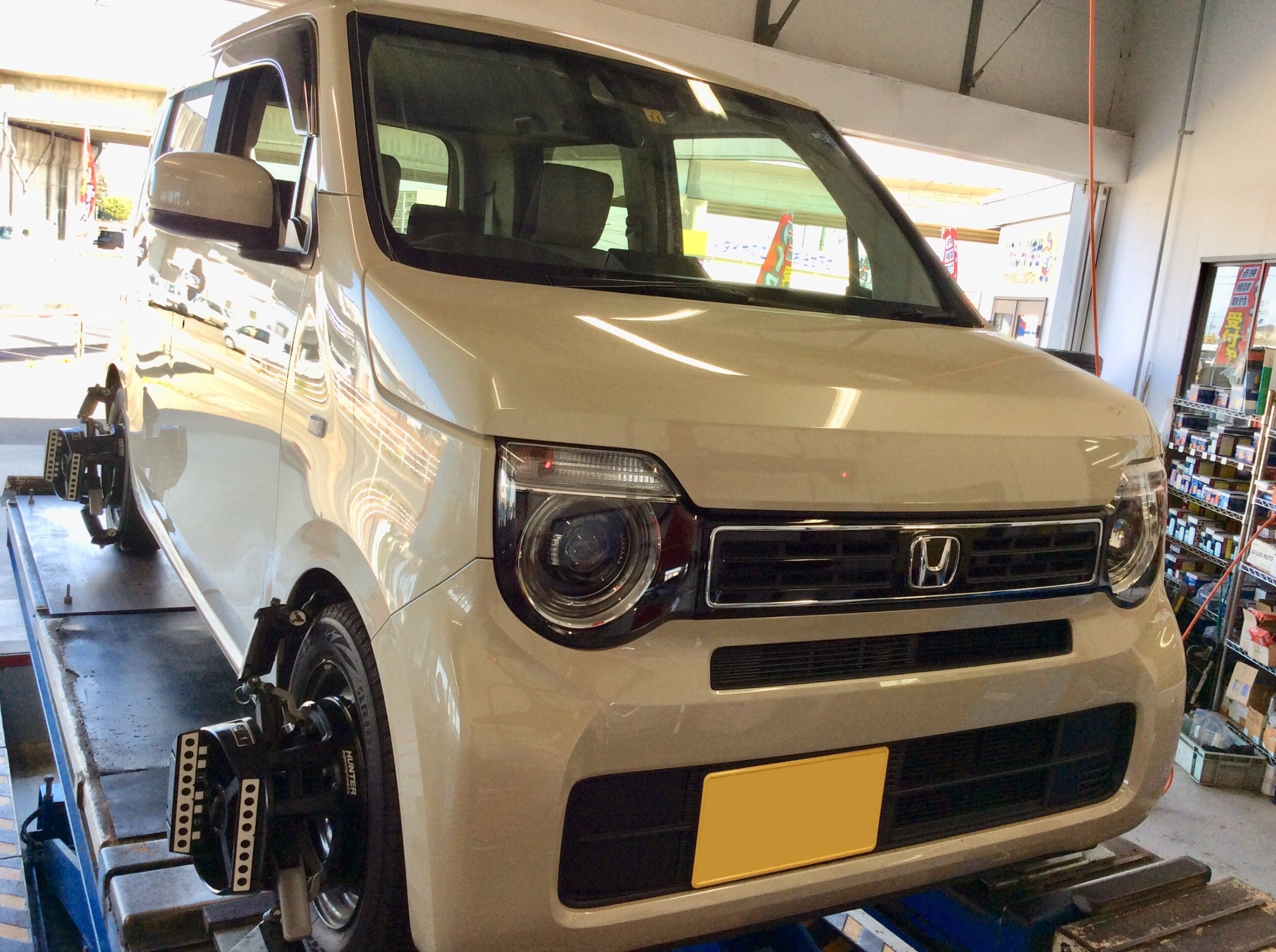 HONDA N-WGN CUSTOM Lターボ 販売前メンテナンス 足廻り確認及び