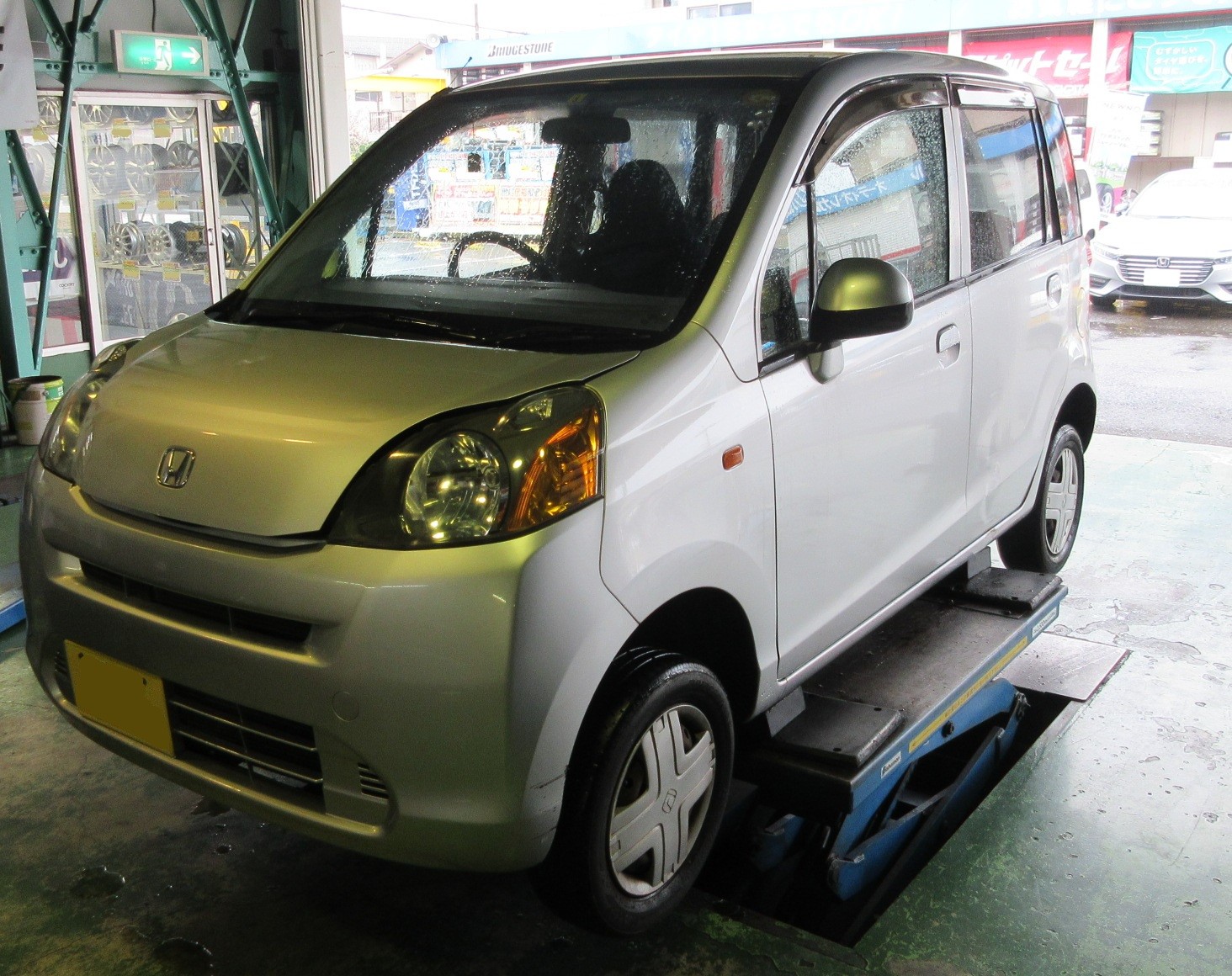 車検でまとめてメンテナンス | ホンダ ライフ その他 > 車検 | STAFF日記 | コクピット さつま貝塚 |  車のカスタマイズにかかわるスタッフより