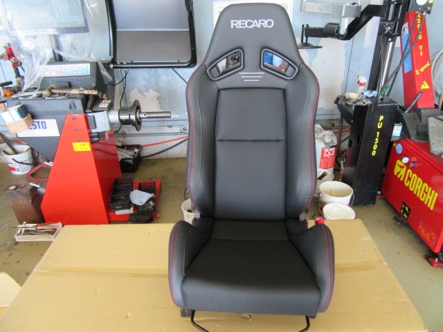 kawasaki エストレア 純正シート (ローバーミニからのミラココア) 楽天市場】Kawasaki純正 J53066-0403 カワサキ レトロシートキット