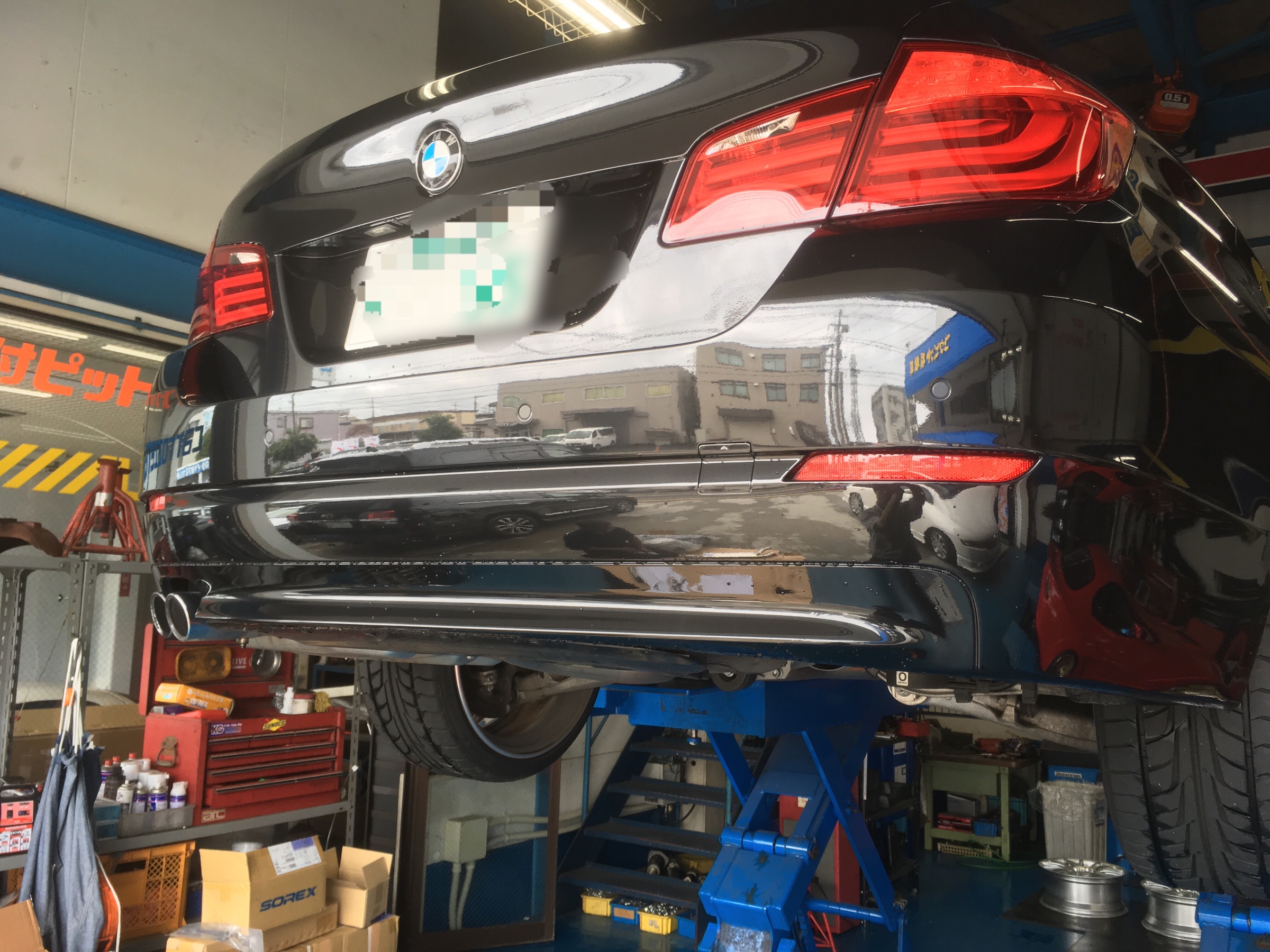 BMW F10 マフラー交換 | BMW 5シリーズ | カスタマイズ日記 BMW F10 マフラー交換 | BMW 5シリーズ | カスタマイズ日記