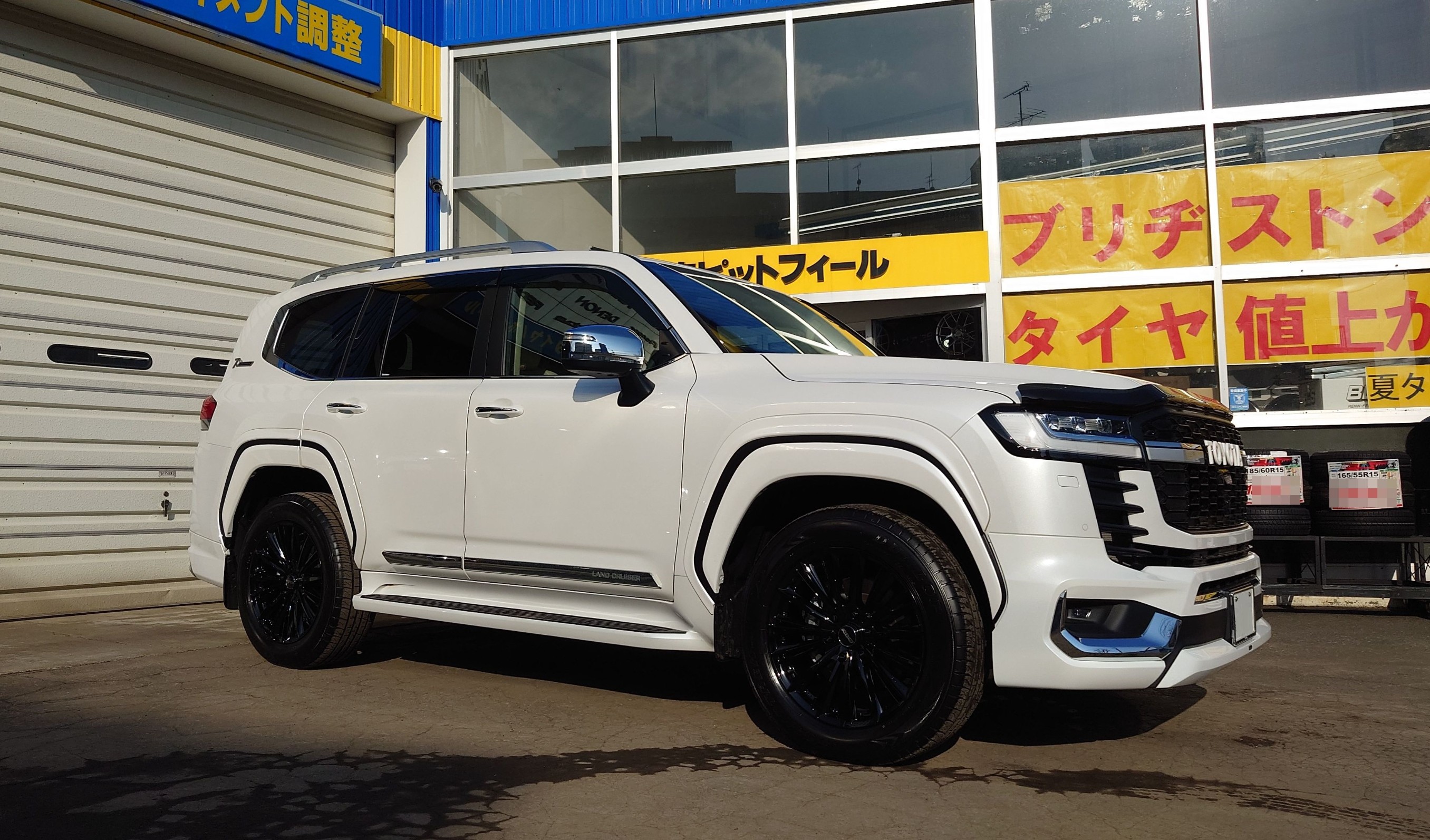 RAYS（レイズ）VERSUS（ベルサス）CRAFT COLLECTION VOUGE の装着作業