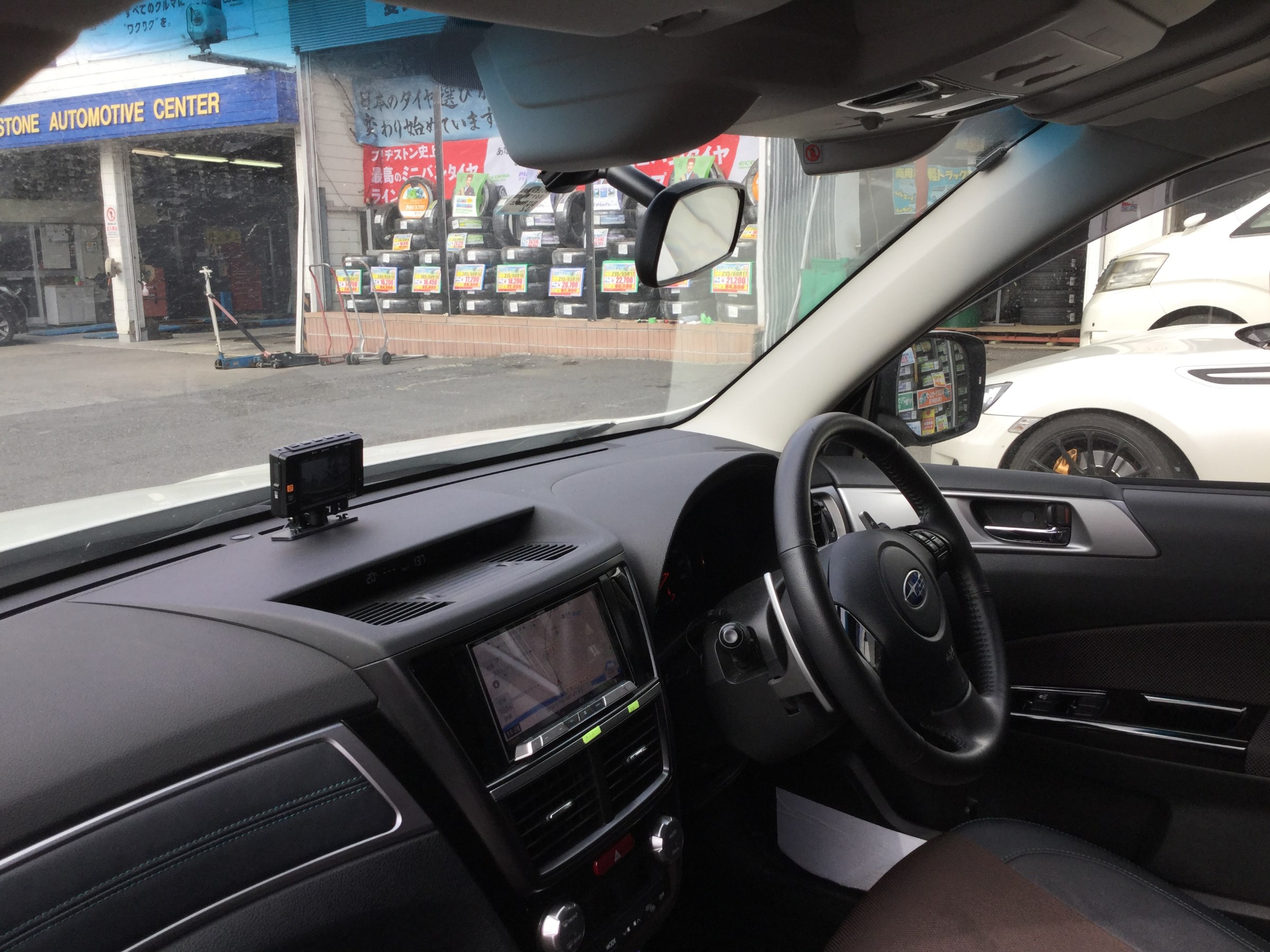 スバル エクシーガ クロスオーバー7 Comtec Zdr 015 前後２カメラ ドライブレコーダー スバル エクシーガ Av カーナビ ドライブレコーダー Etc Av カーナビ ドライブレコーダー Etc 各種メーカー取扱 スタッフ日記 コクピット さくら 車の