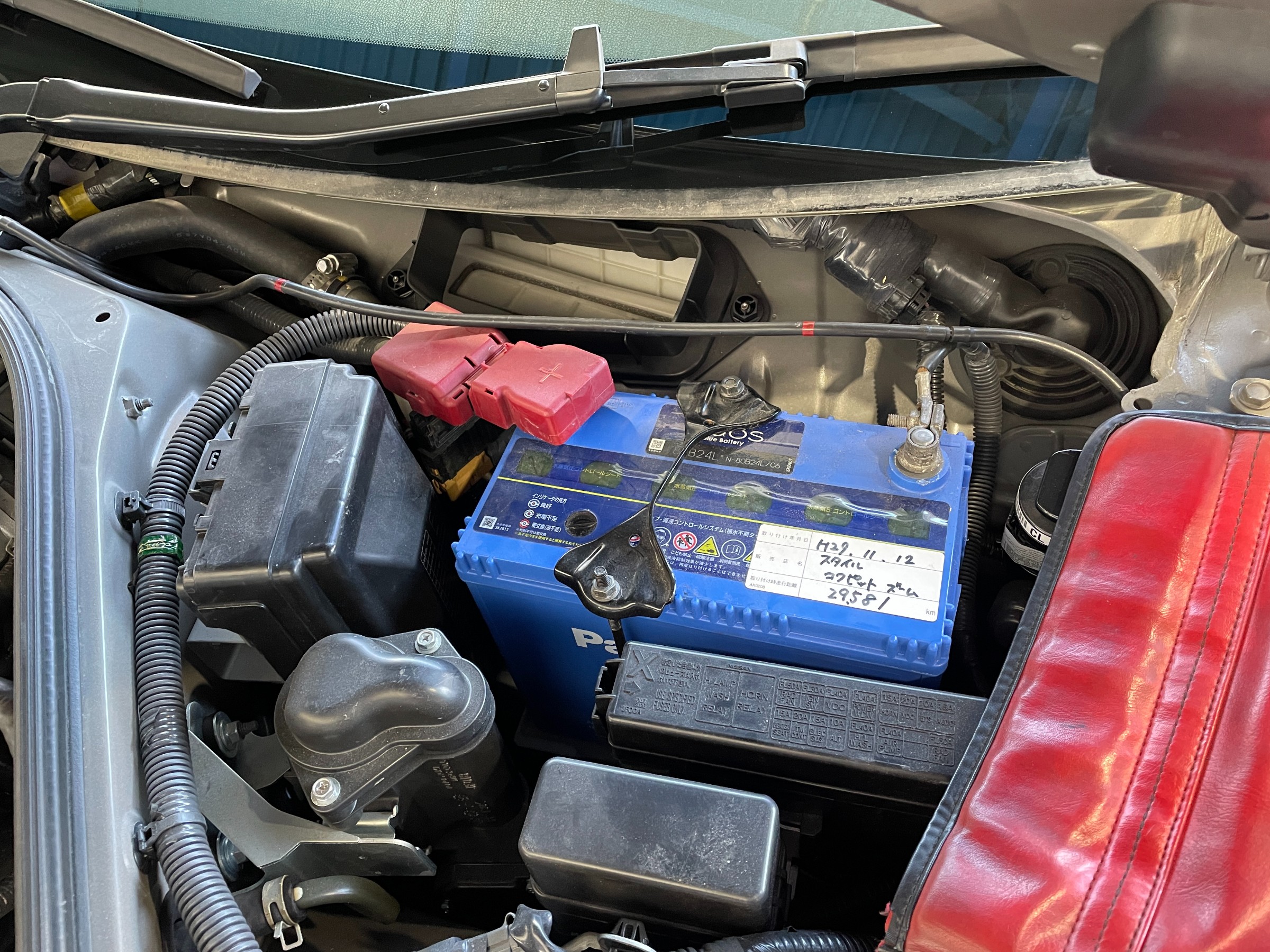 ☆35GT-R バッテリー交換もお任せ下さい♪☆ | 日産 GT-R ☆35GT-R バッテリー交換もお任せ下さい♪☆ | 日産 GT-R