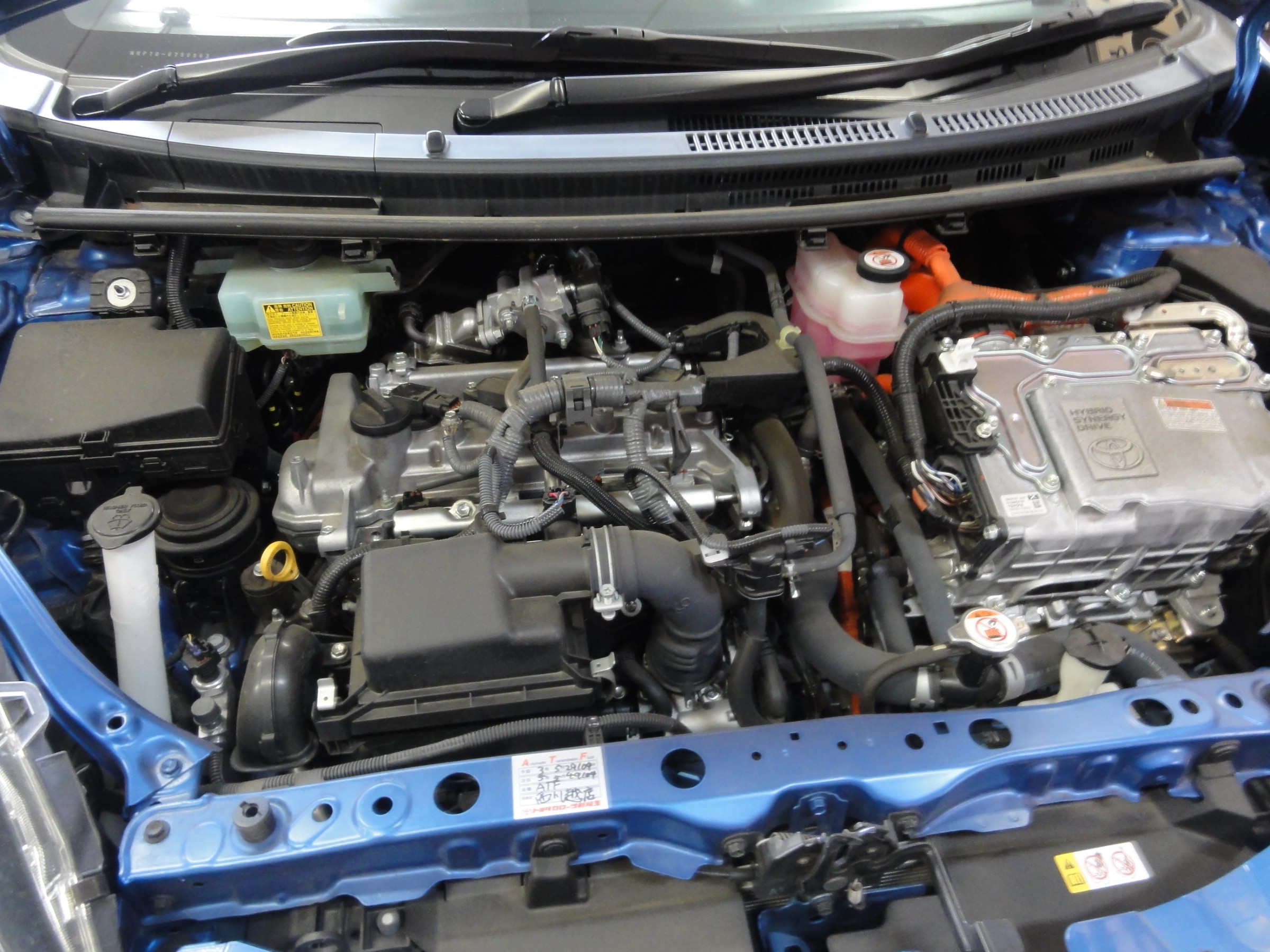 アクア（NHP10）レクソン製クァンタム・ソレノイド「TRACK」装着