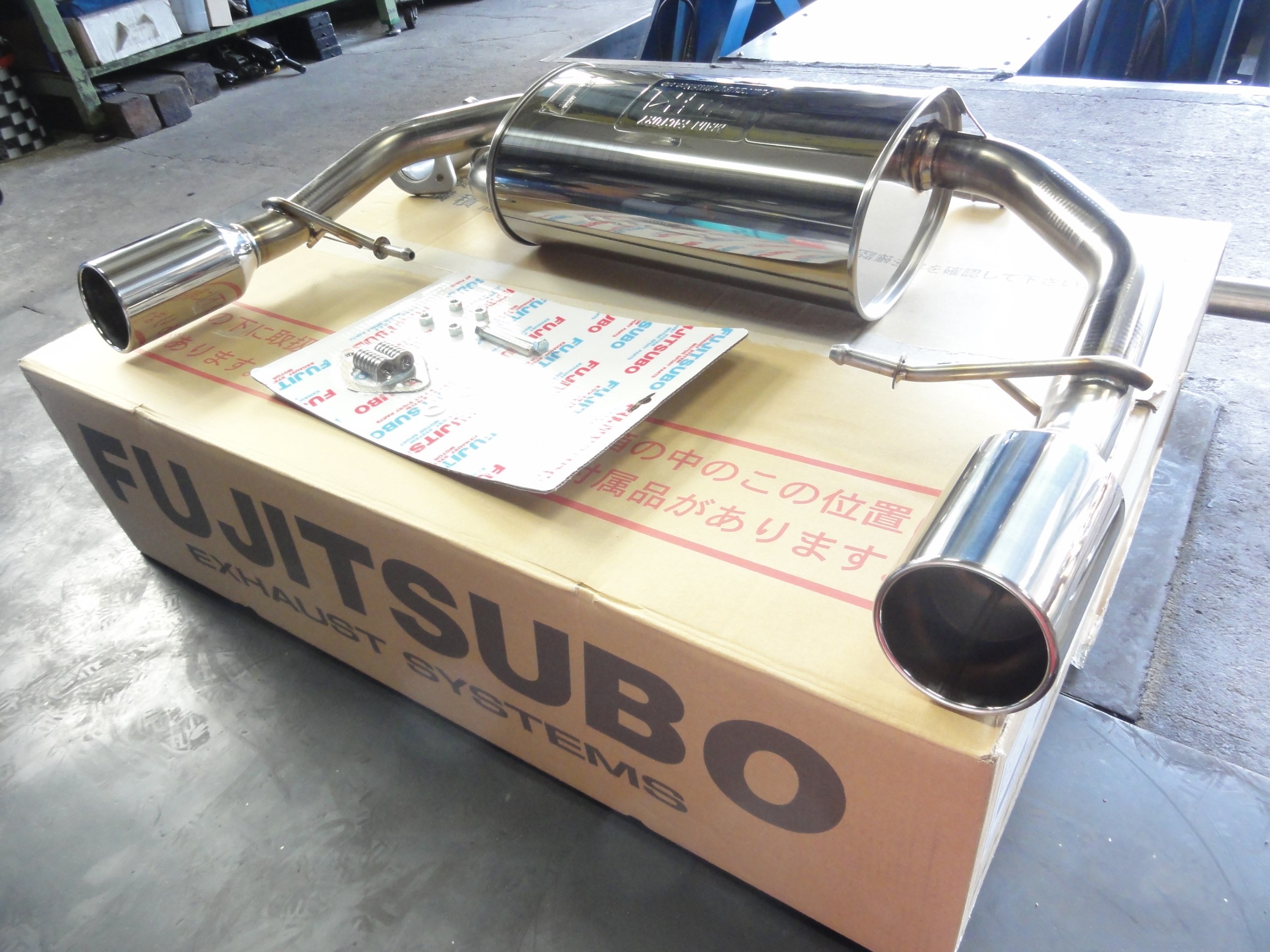 ZC31S スイフト スポーツ |FUJITSUBO 藤壺技研工業株式会社