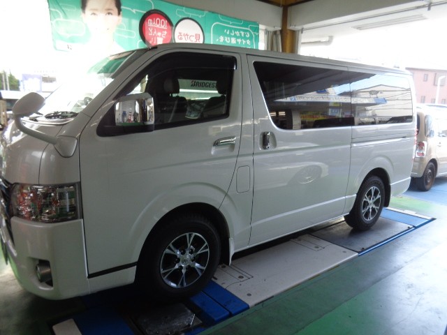 ハイエース6型 ミラーヒーターの取り付け！ | トヨタ ハイエース