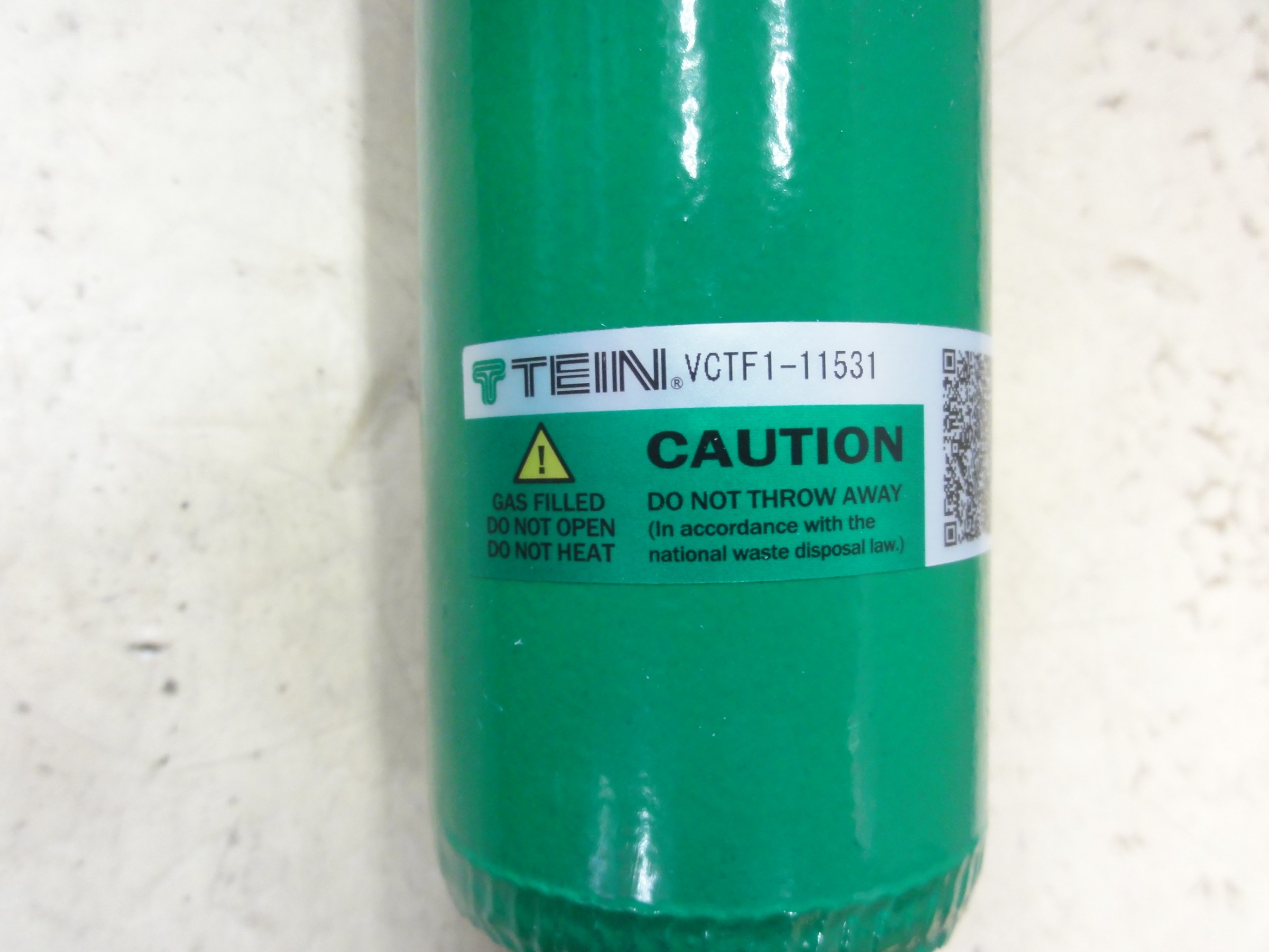 カムリ（AXVH70）テイン製車高調「FLEXｰZ」装着＆アライメント作業