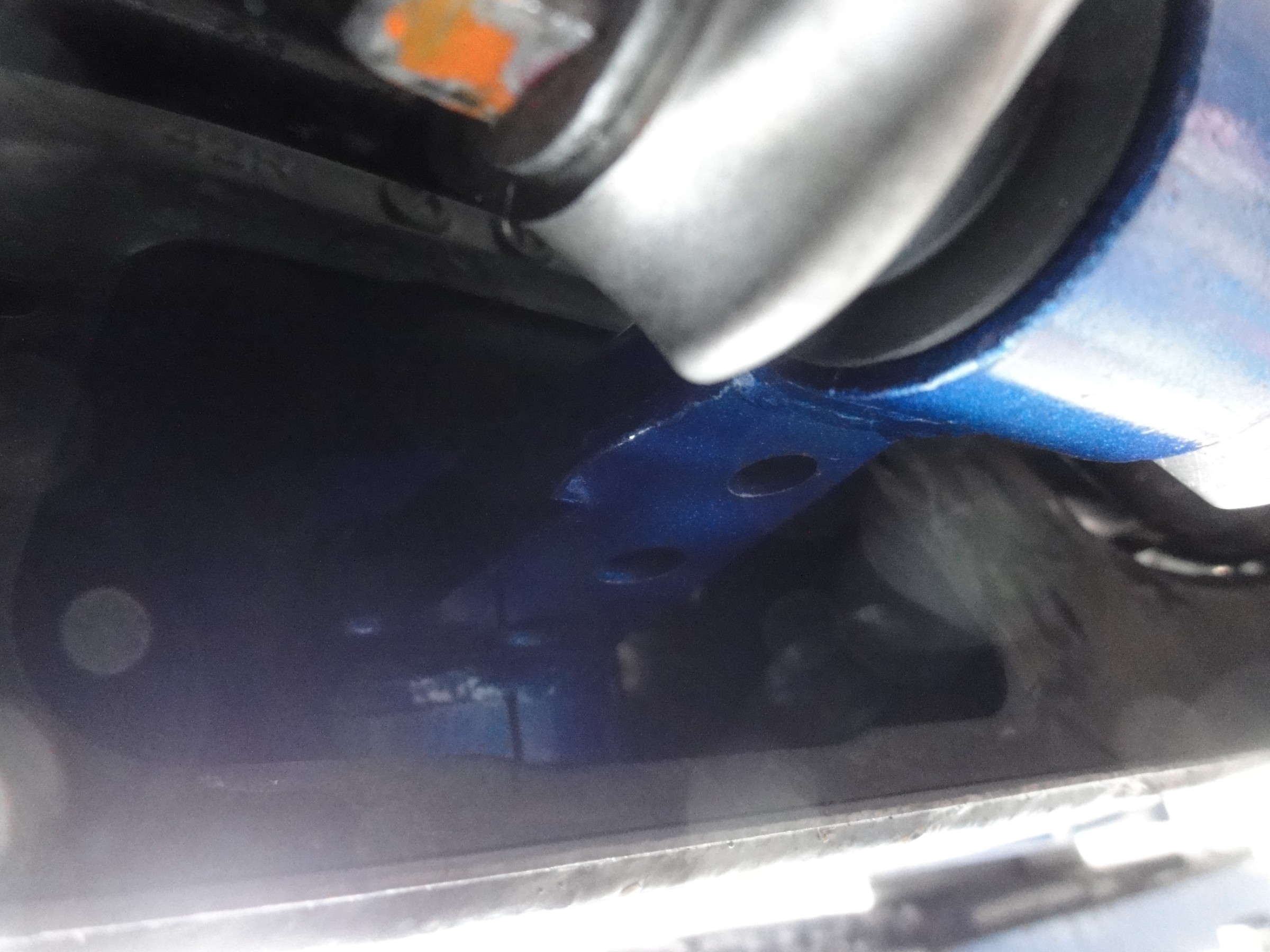 スイフトスポーツ（ZC33S）アールズ製エンジントルクダンパー