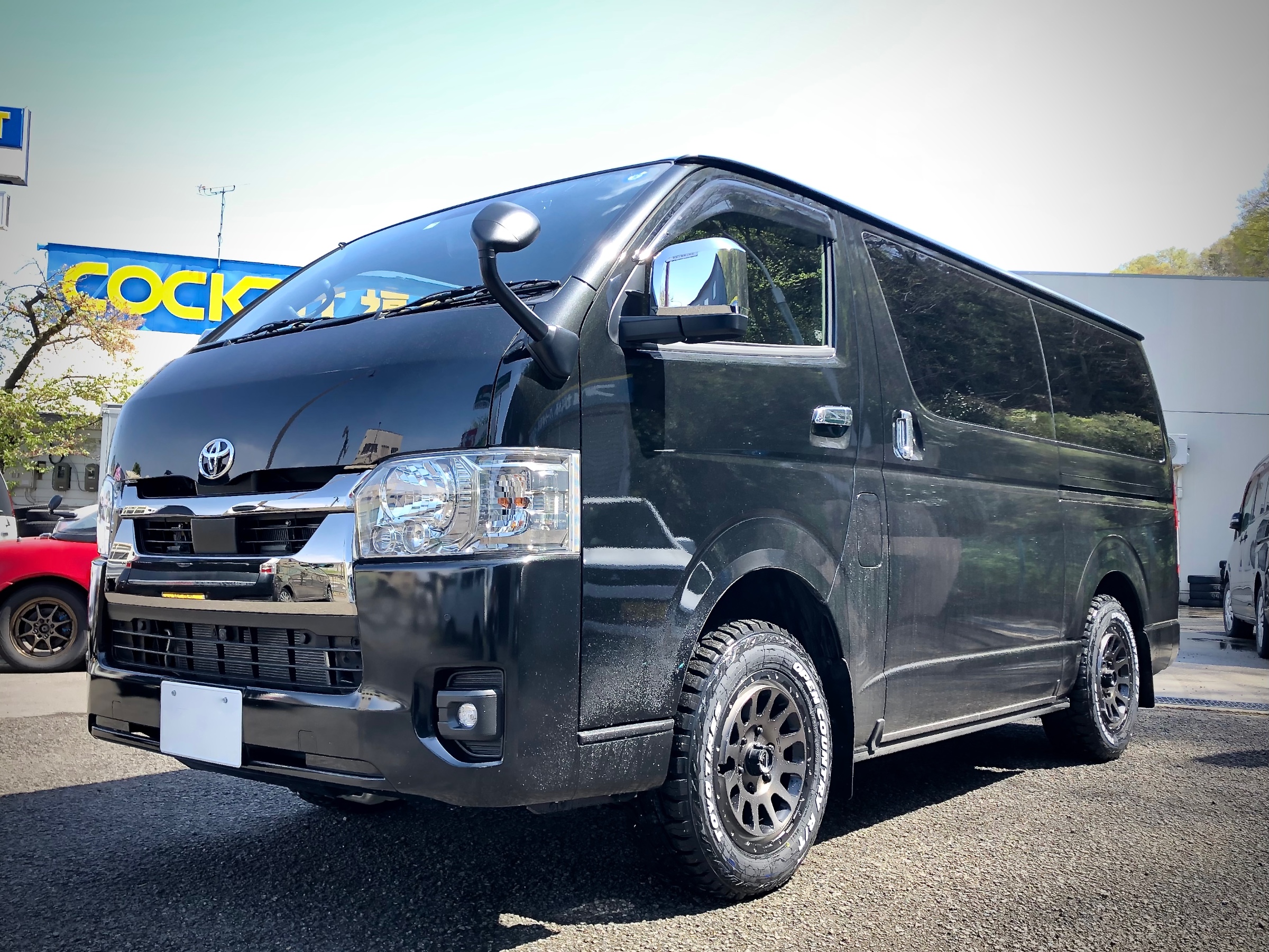 DELTA FORCE OVAL for HIACE | トヨタ ハイエース ホイール