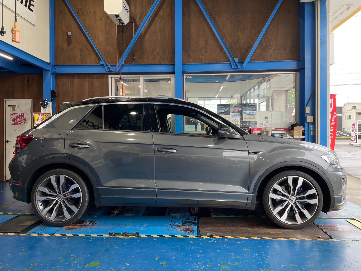 フォルクスワーゲン　TーROC サスペンション フォルクスワーゲン T-Roc Tロック A11 車高調 サスペンション