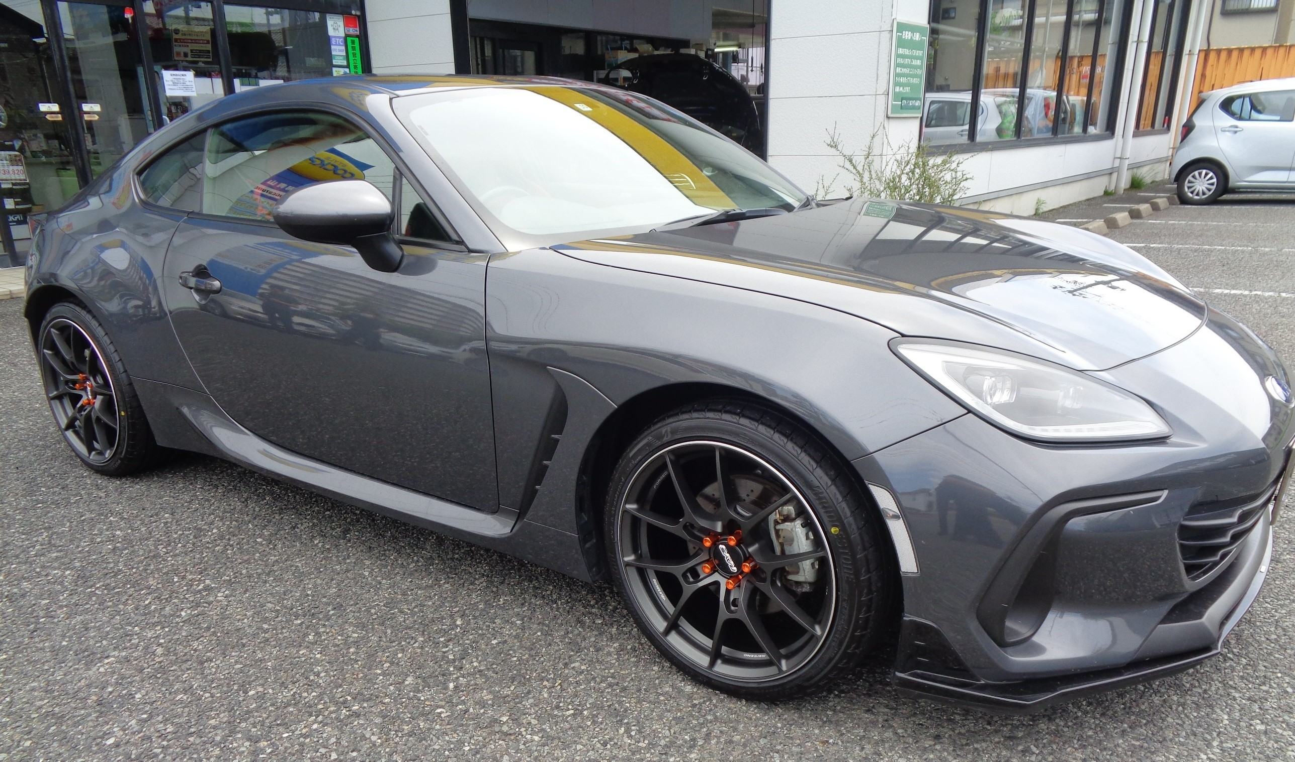 スバル BRZ ZD8にRAYS VOLK RACING G025 ＆ POTENZA 007A装着 | スバル