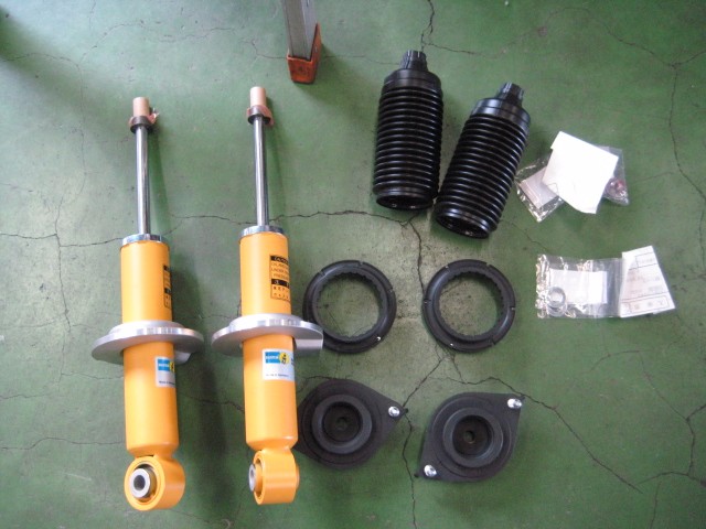 レガシィの足回りメンテナンス スバル レガシィツーリングワゴン 足まわり サスペンション ブレーキ 足まわり サスペンション ブレーキ サスペンションパーツ関連取付 アフターパーツ取り付け事例 コクピット 麻生 お店の得意技紹介