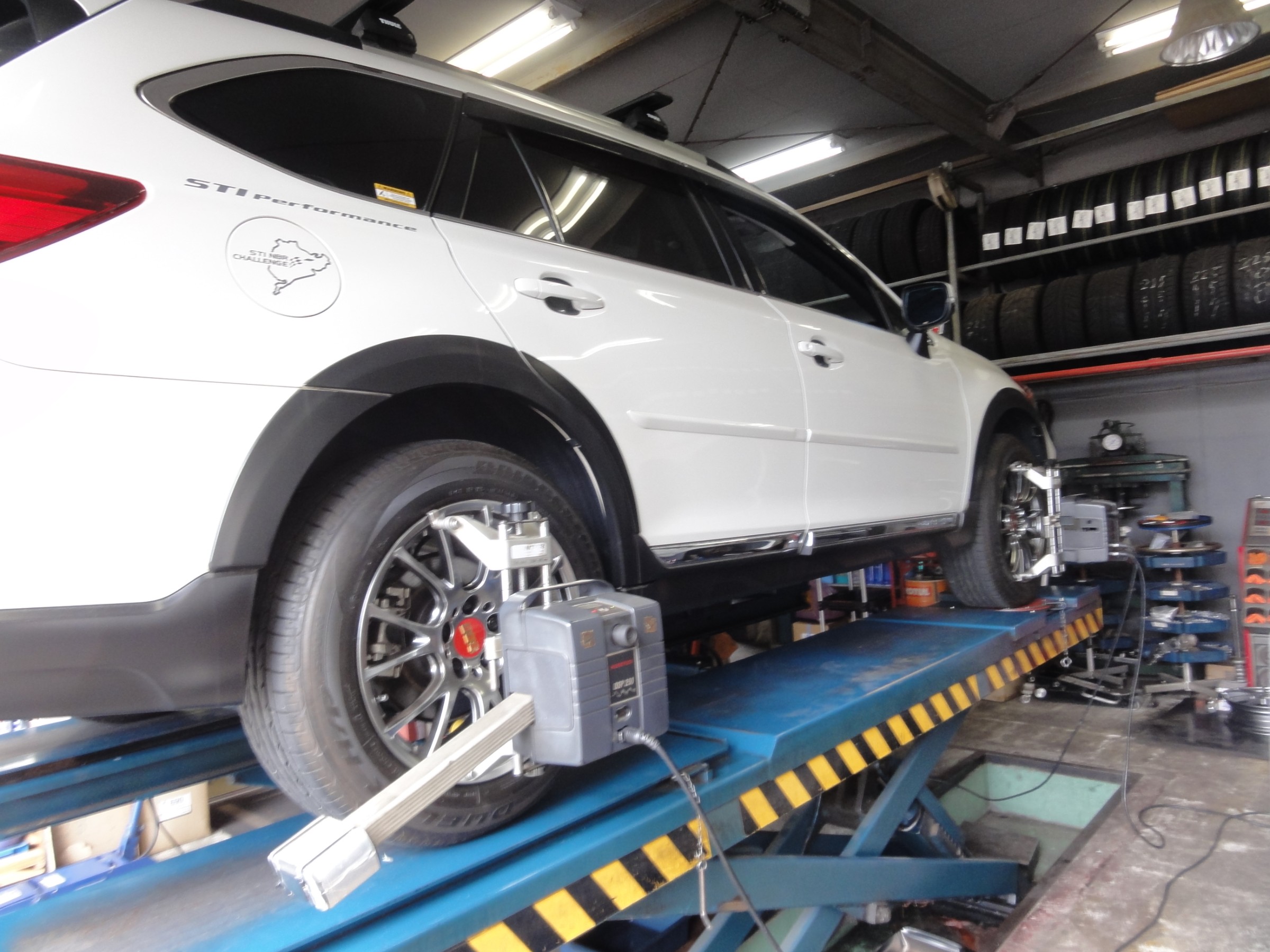 アウトバック（BS9）エナペタル製当店オリジナル車高調（E12