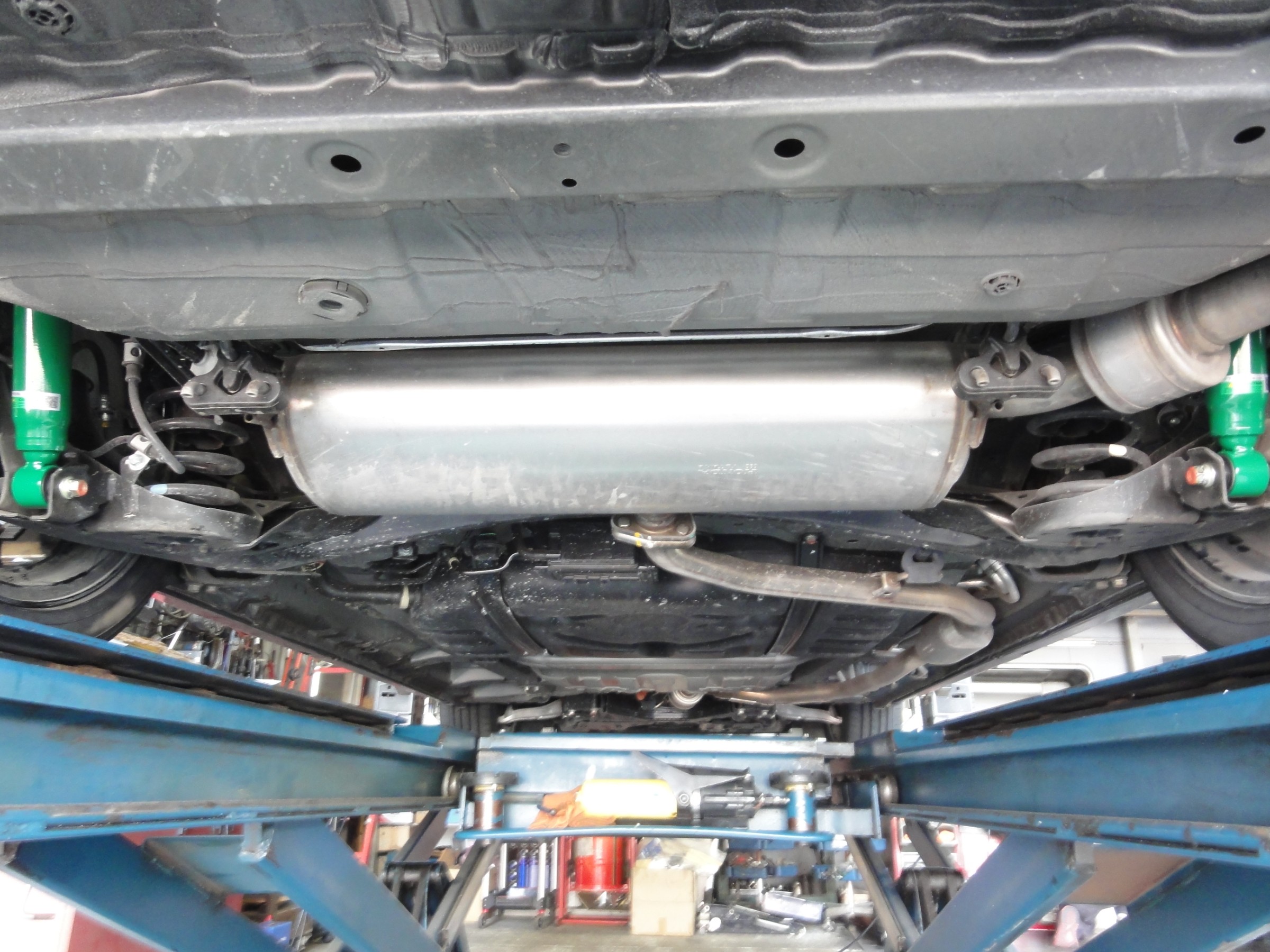 オデッセイ（RC4）テイン製純正形状ショックアブソーバー