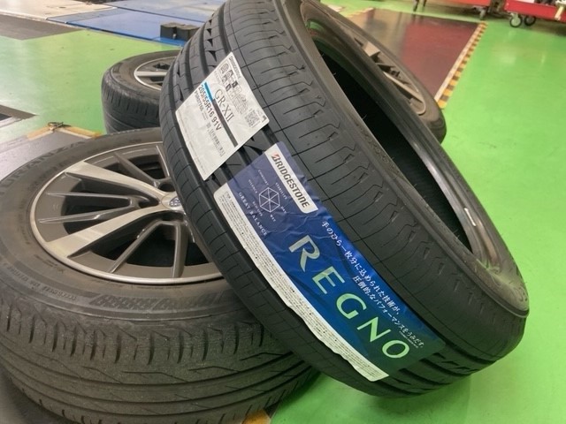 ☆最終値下げ☆205/55r16 重々しく ブリヂストン レグノ タイヤ4本 