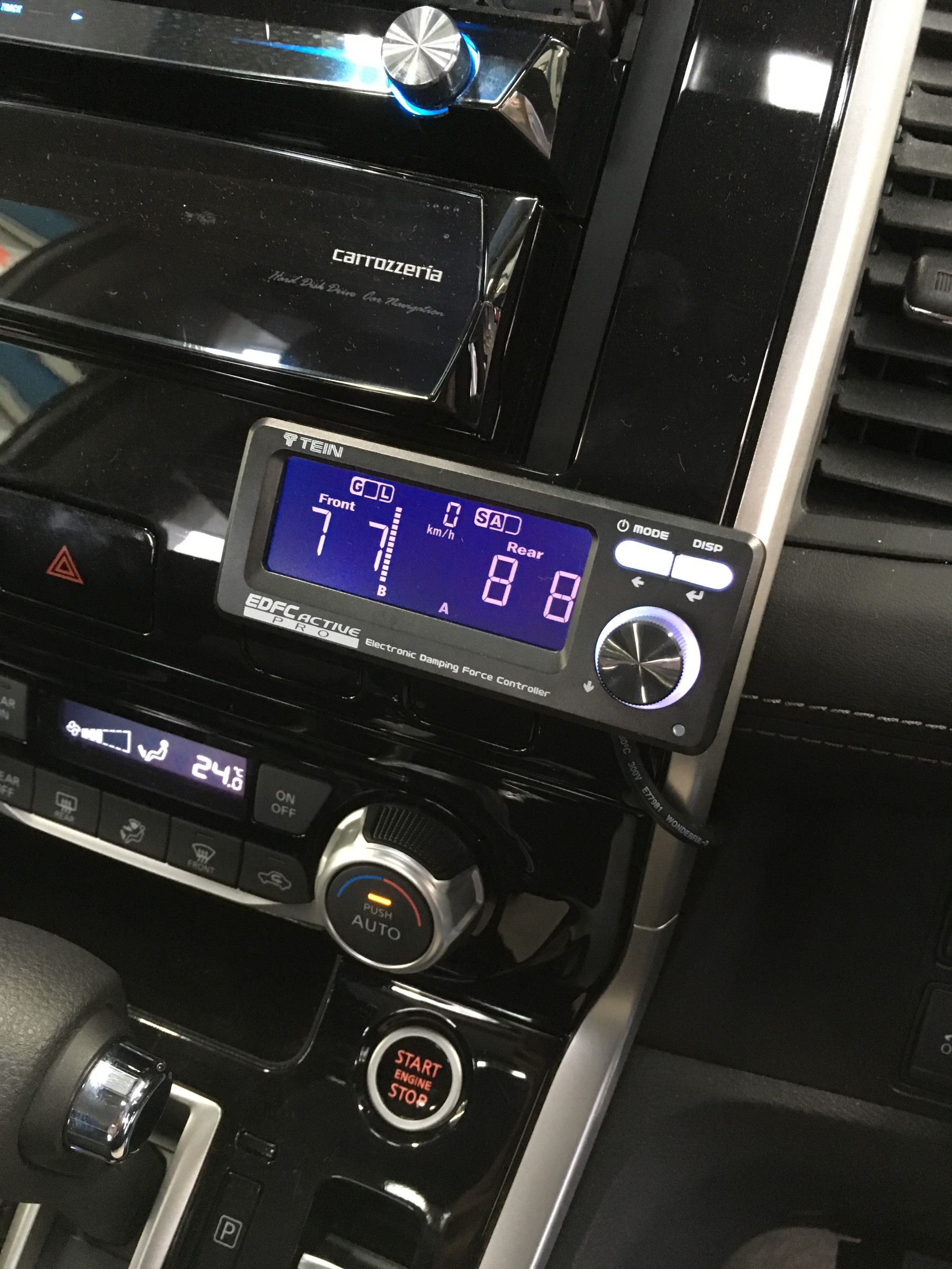 C27 車高調とタイヤ・ホイール | 日産 セレナ ホイール