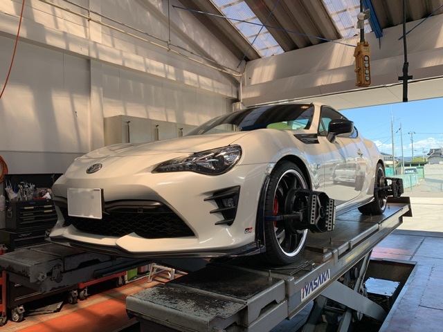 86 ZN6 HKS ハイパーマックスS 車高調・HKS LEGAMAX Premium
