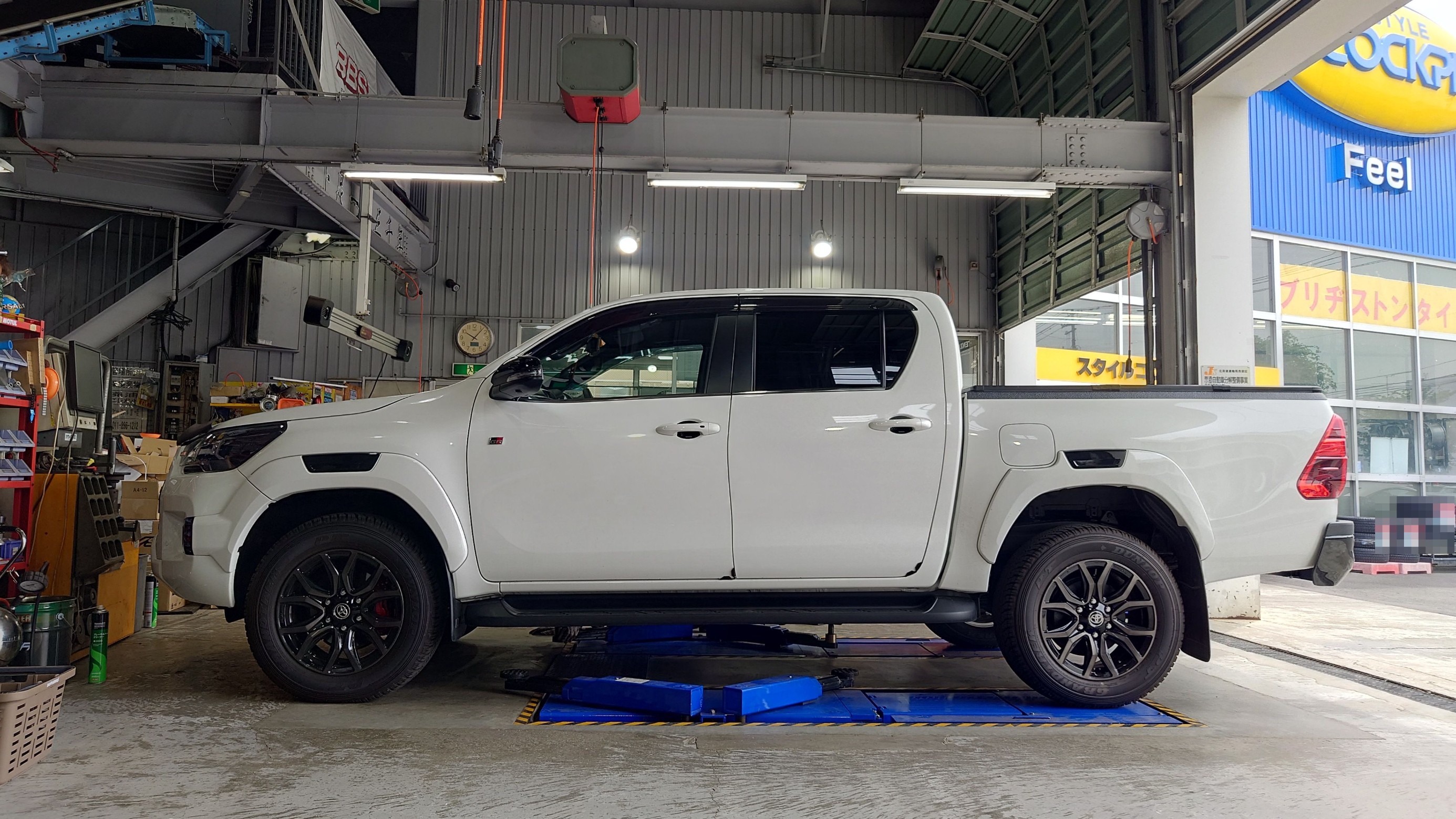 JAOS（ジャオス）BATTLEZ リフトアップスプリング Ti-W の取付作業