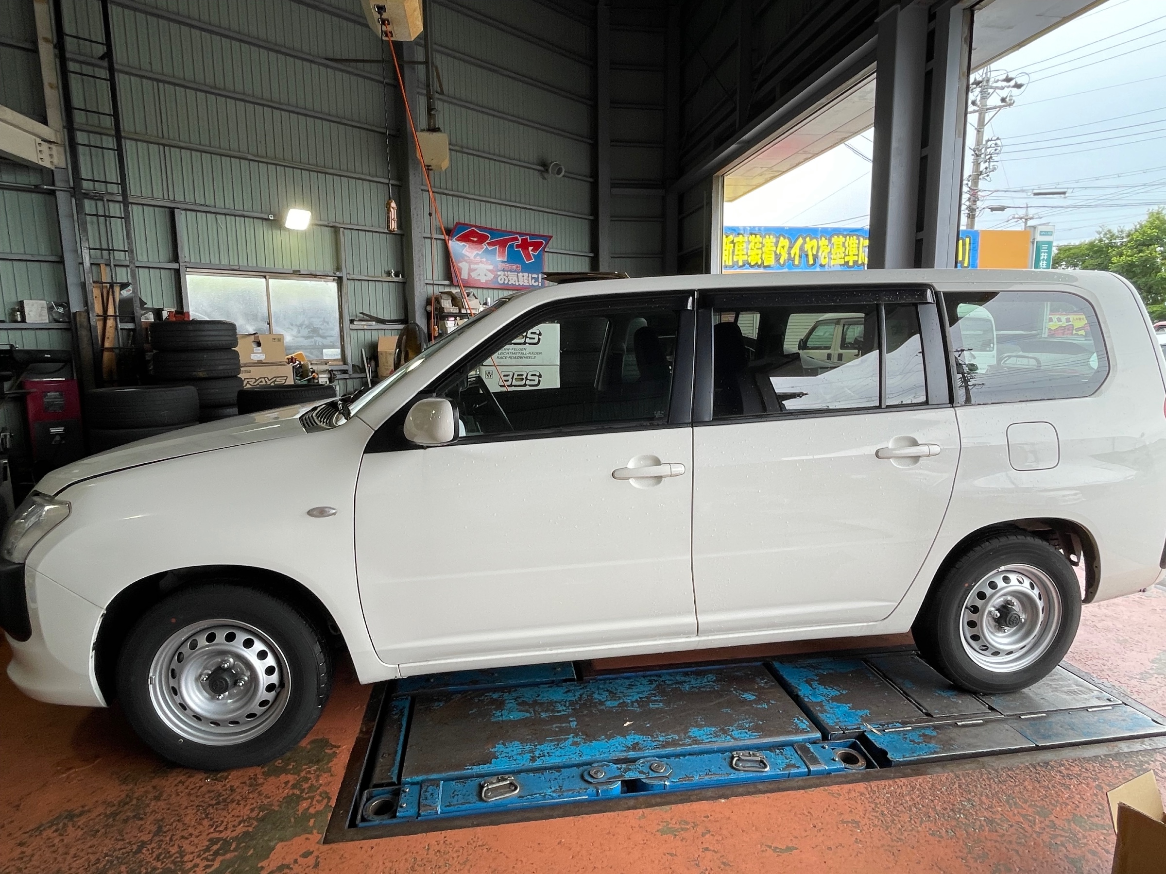 160プロボックス リフトアップ | トヨタ プロボックス 足まわり