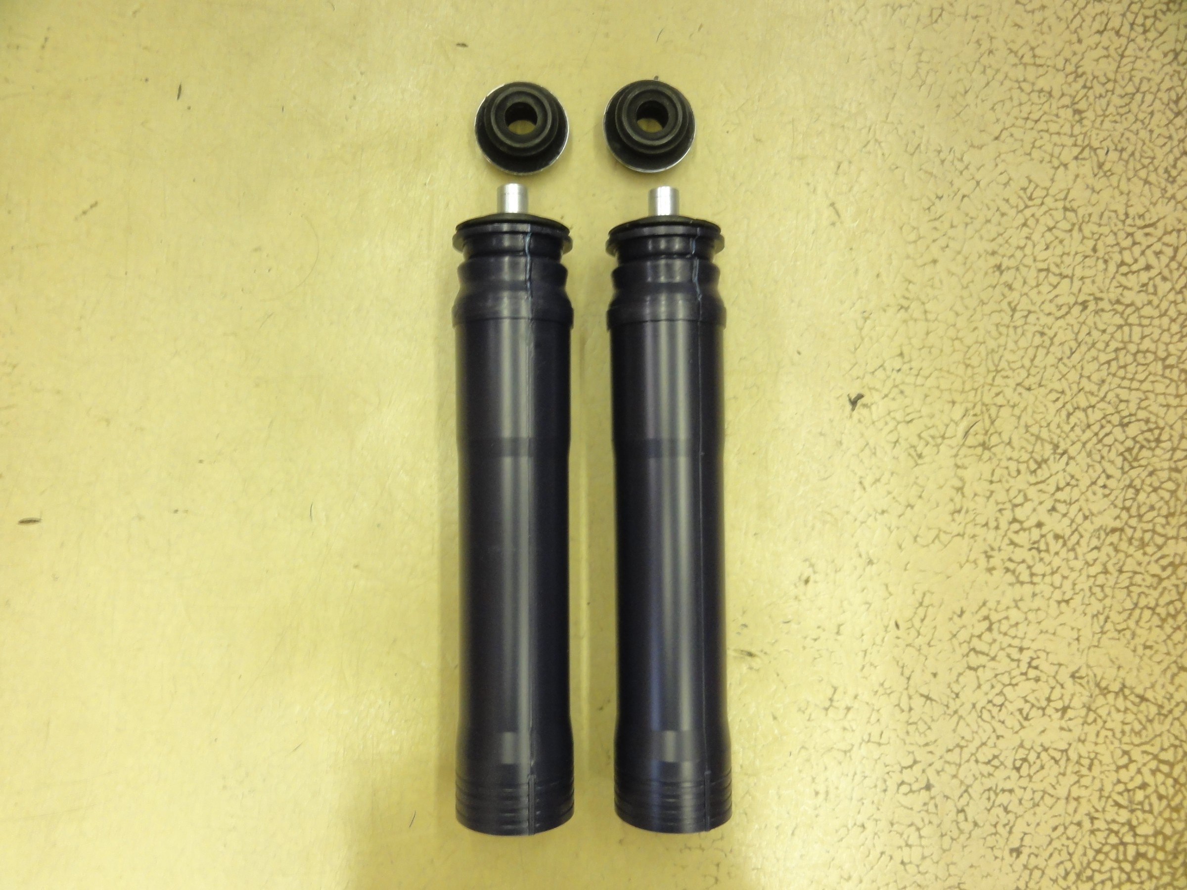 エスティマ（ACR50）テイン製純正形状ショックアブソーバー